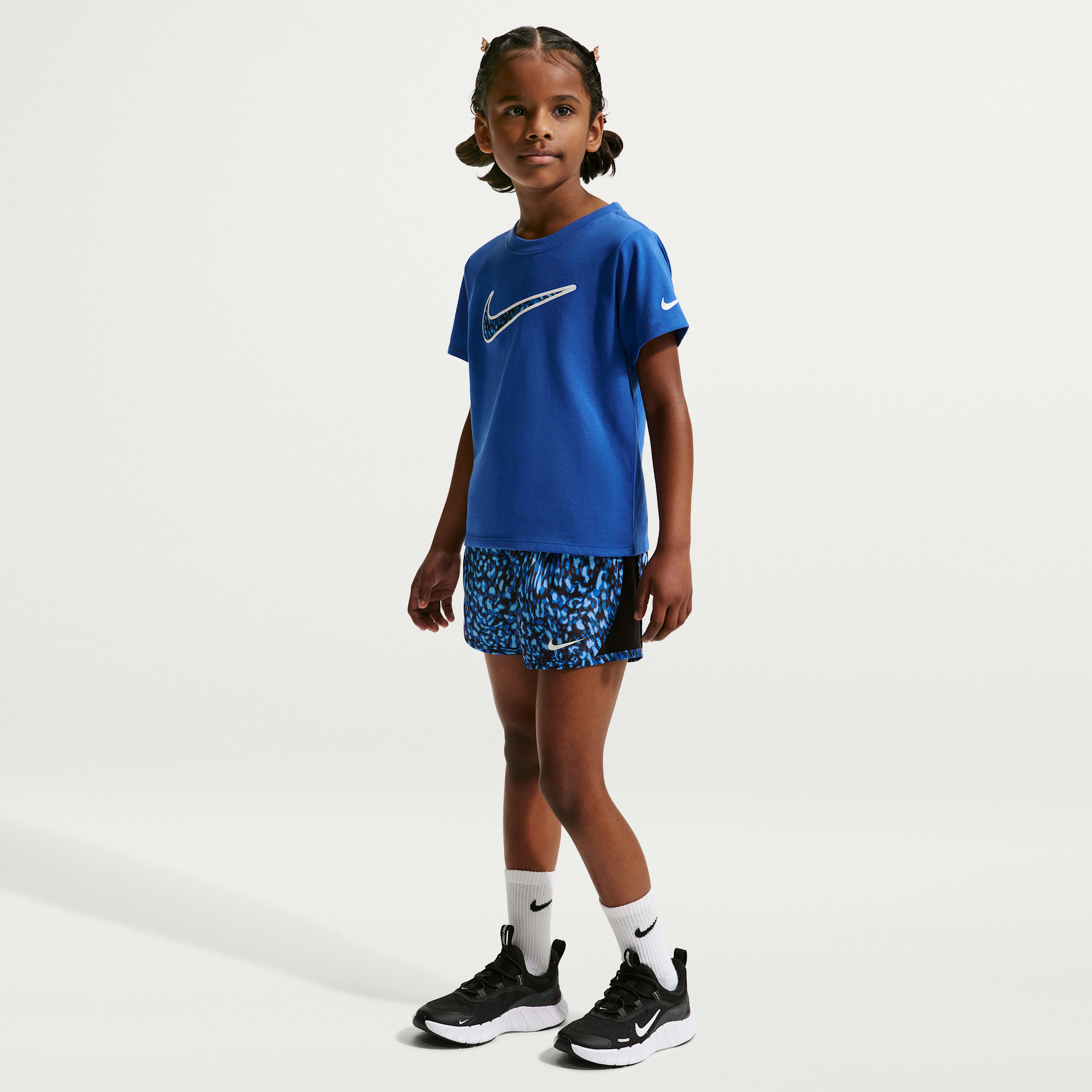 Nike Little Kids' Dri-FIT Printed 2-Piece Tempo Shorts Set in Blue | 36P166-U89