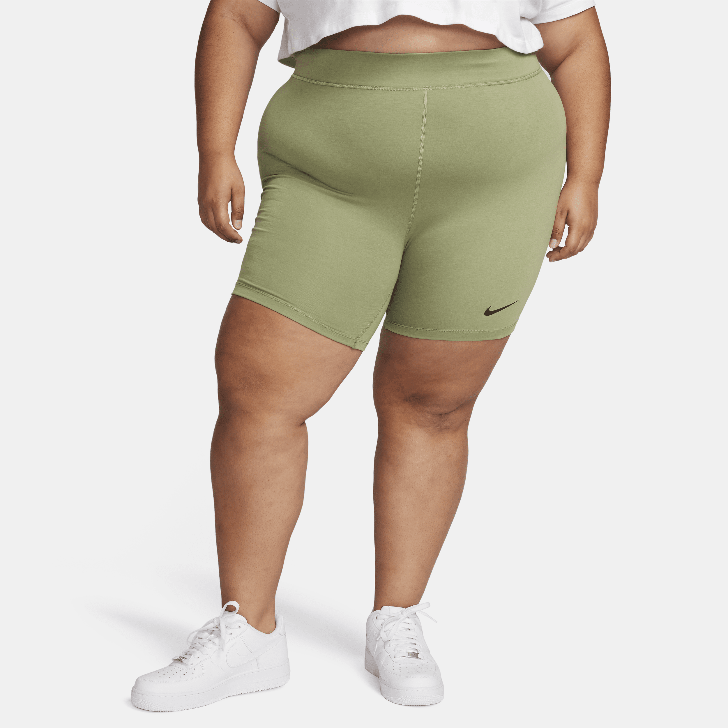 Nike Women's  Sportswear Classic High-waisted 8" Biker Shorts (plus Size) In Green