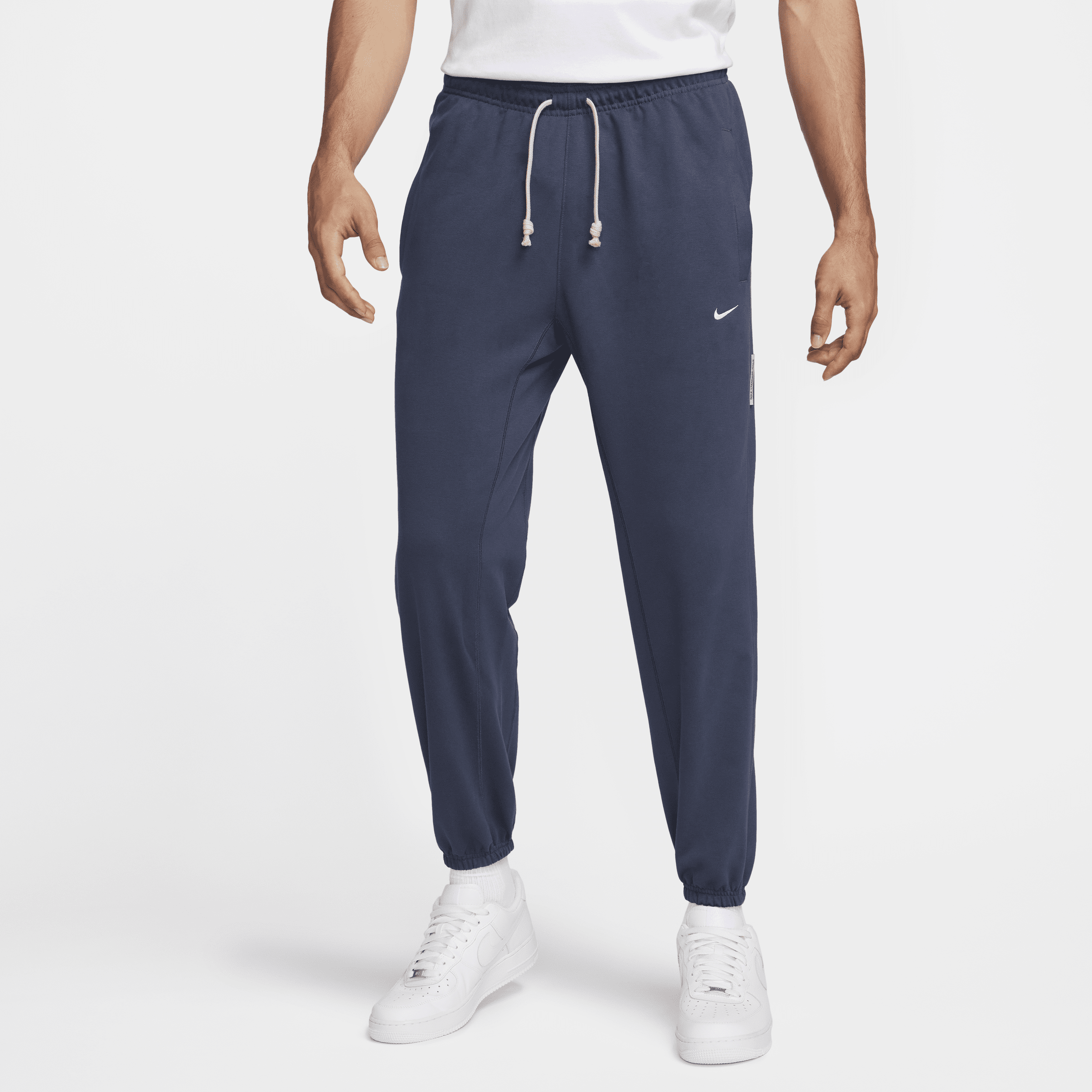 Nike Men's Standard Issue Dri-fit Basketball Pants In Blue
