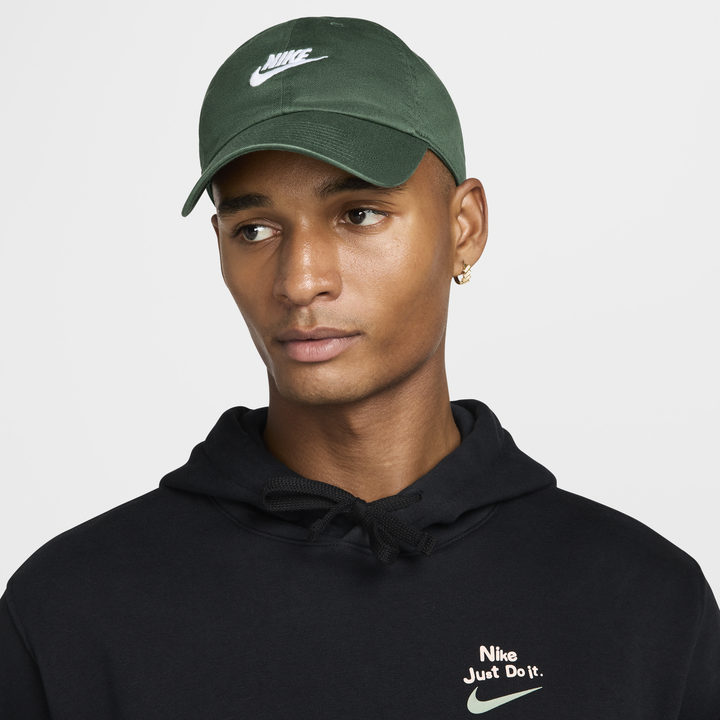 Nike Unisex Club Unstructured Futura Wash Cap In Green