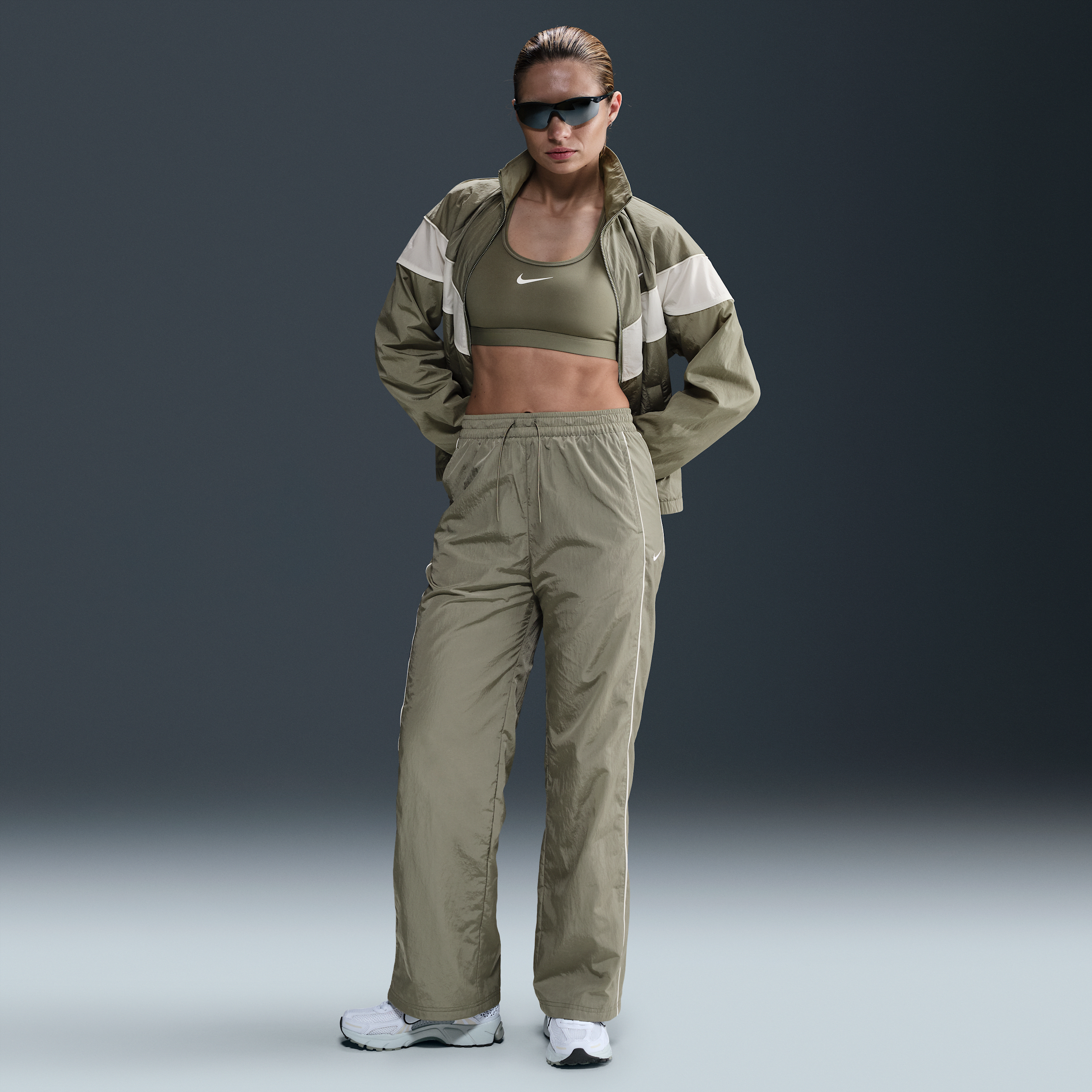 NIKE WOMEN'S WINDRUNNER HIGH-WAISTED WOVEN OPEN-HEM PANTS 1015721306