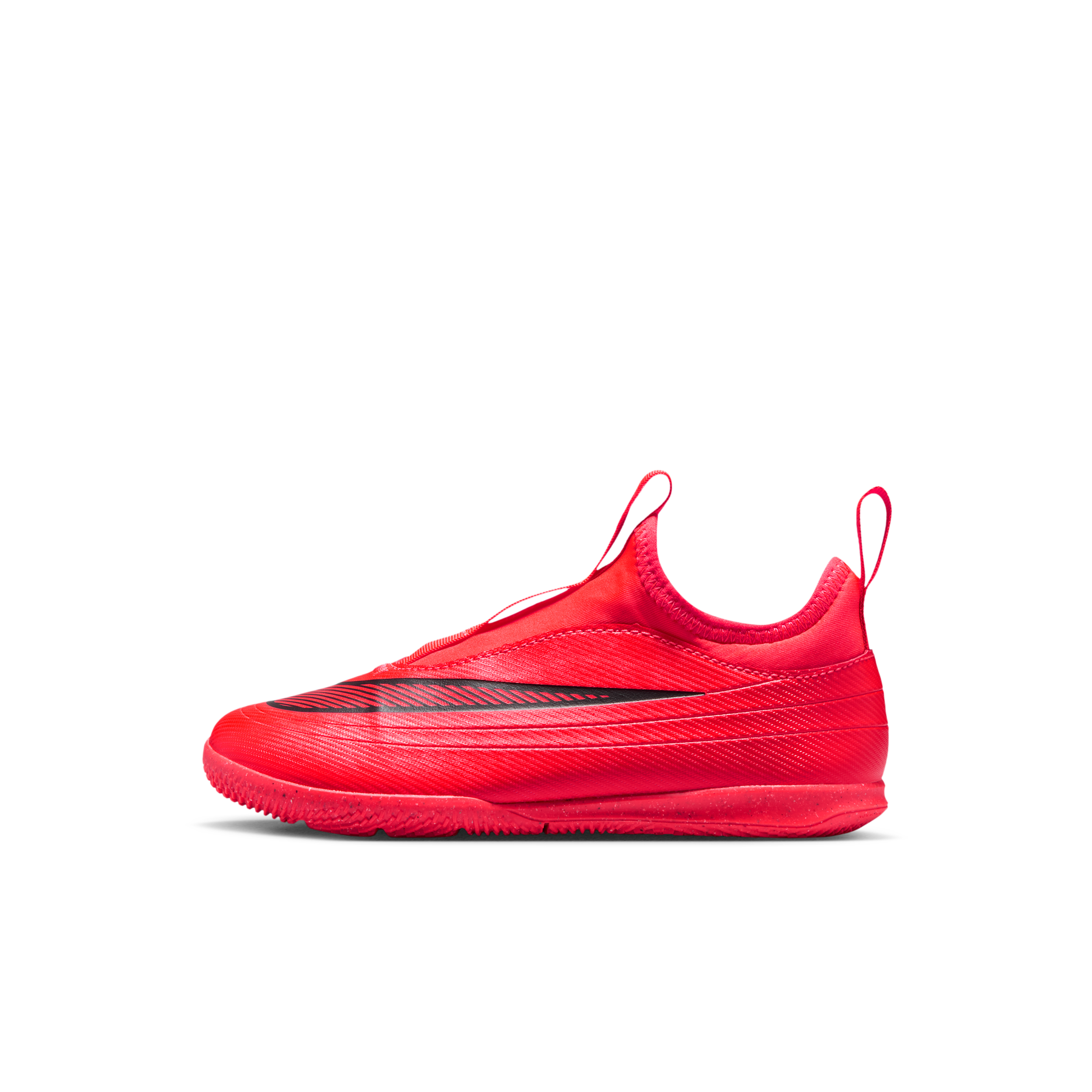 Nike Jr. Mercurial Vapor 17 Club Little Kids' Indoor/Court Low-Top Soccer Shoes in Red | IR1212-600