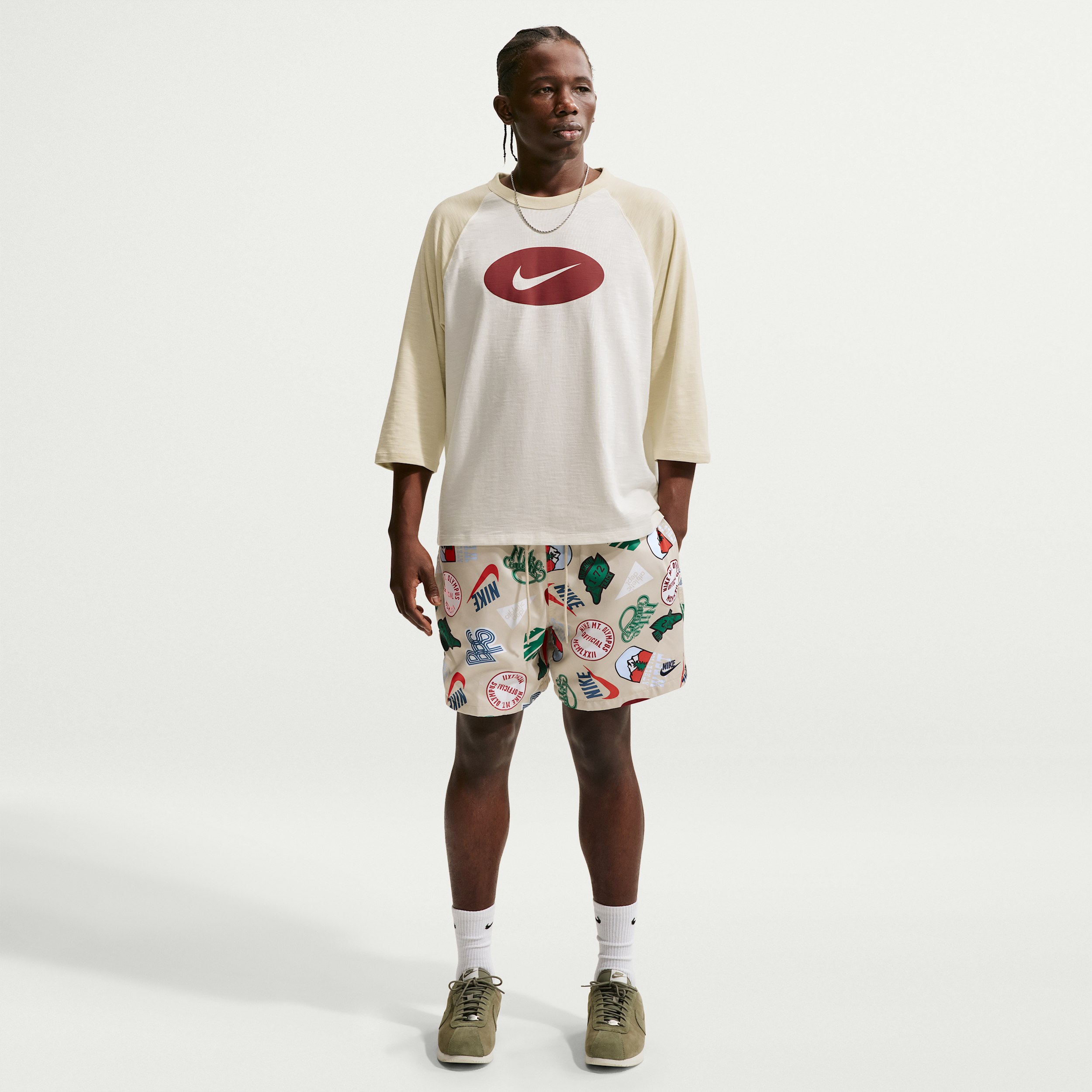 Men's Nike Sportswear Club Woven Flow Shorts in Brown | IF0717-229