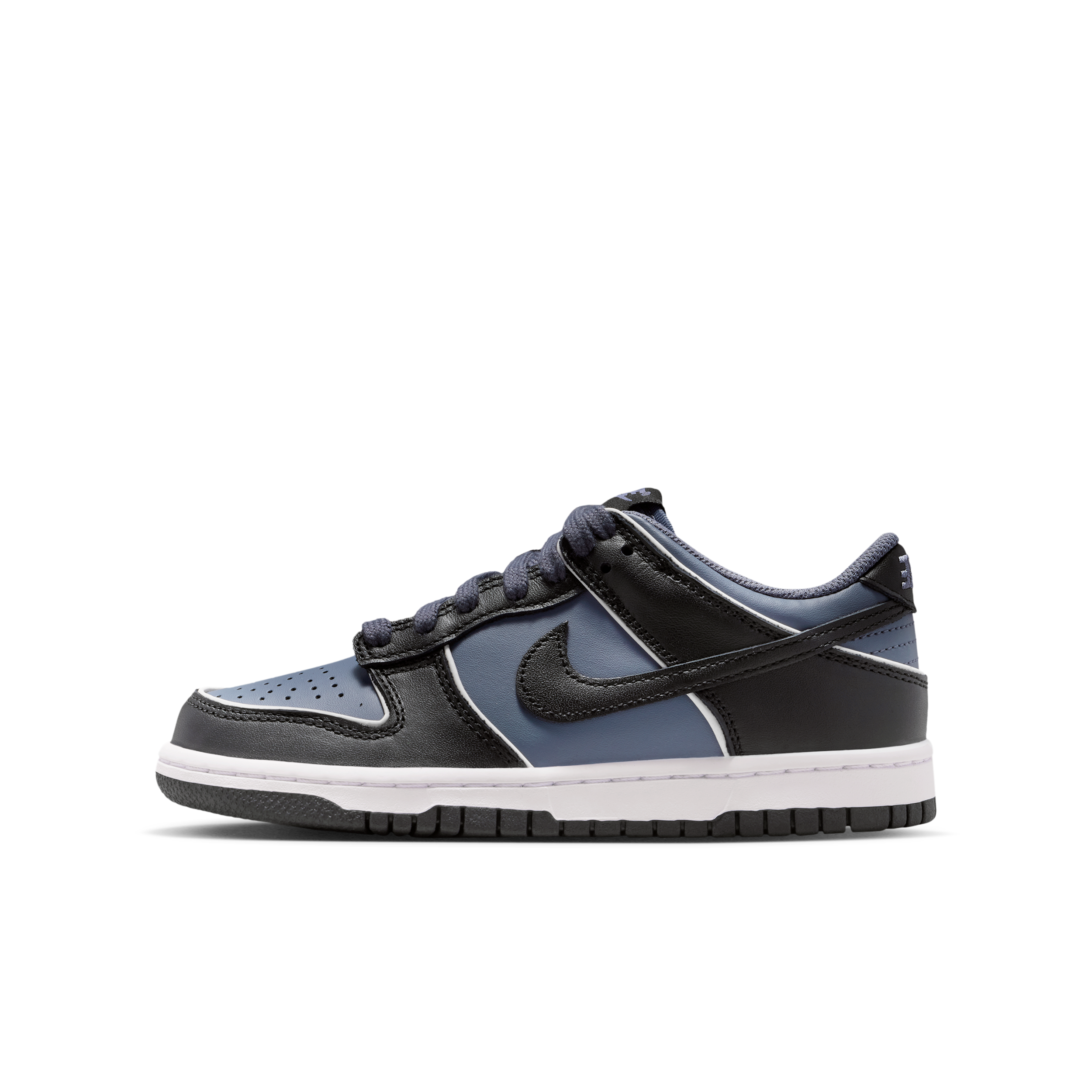 Nike Dunk Low SE Big Kids' Shoes in Grey | HV4768-001