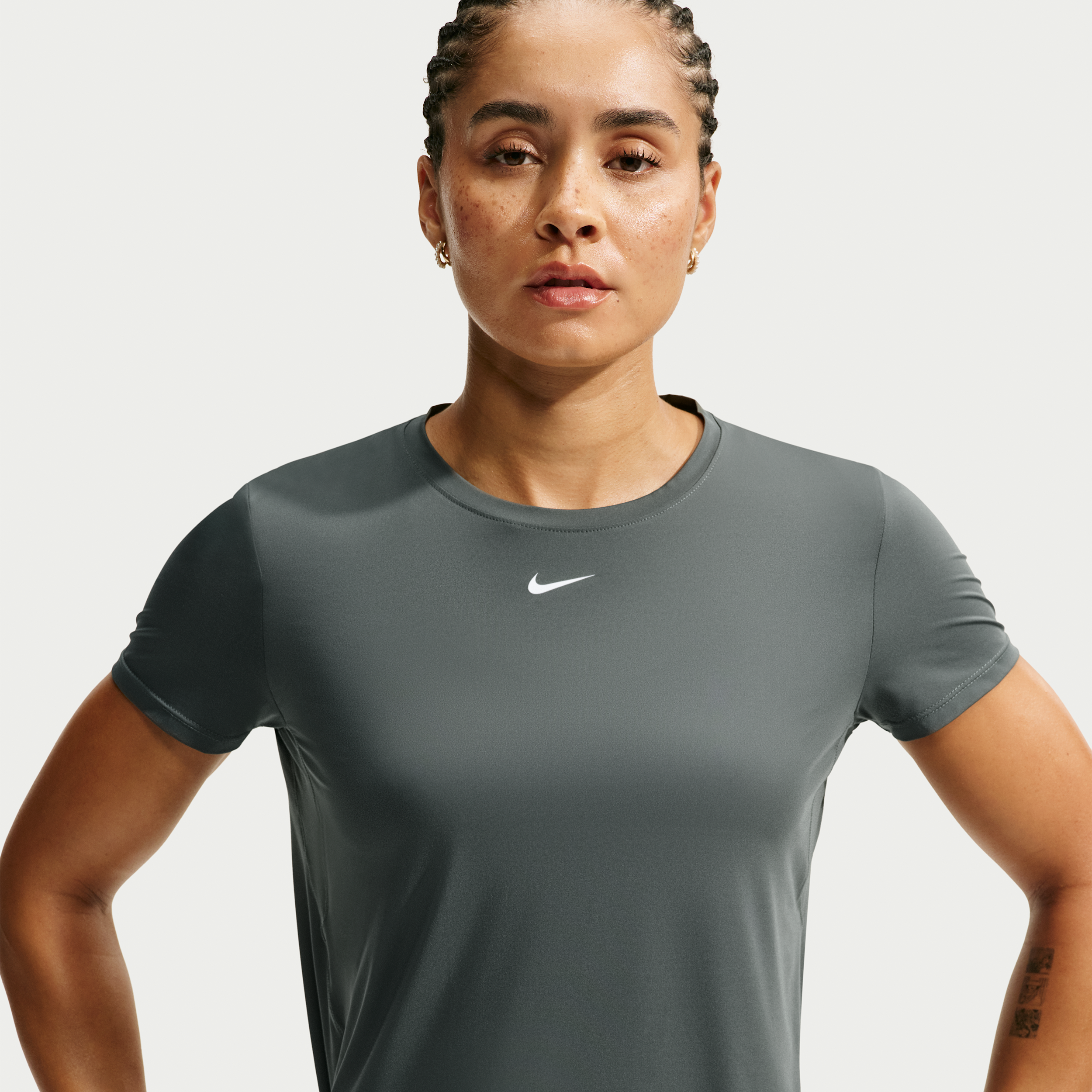 Nike Women's One Classic Dri-FIT Short-Sleeve Top in Green | FN2798-303