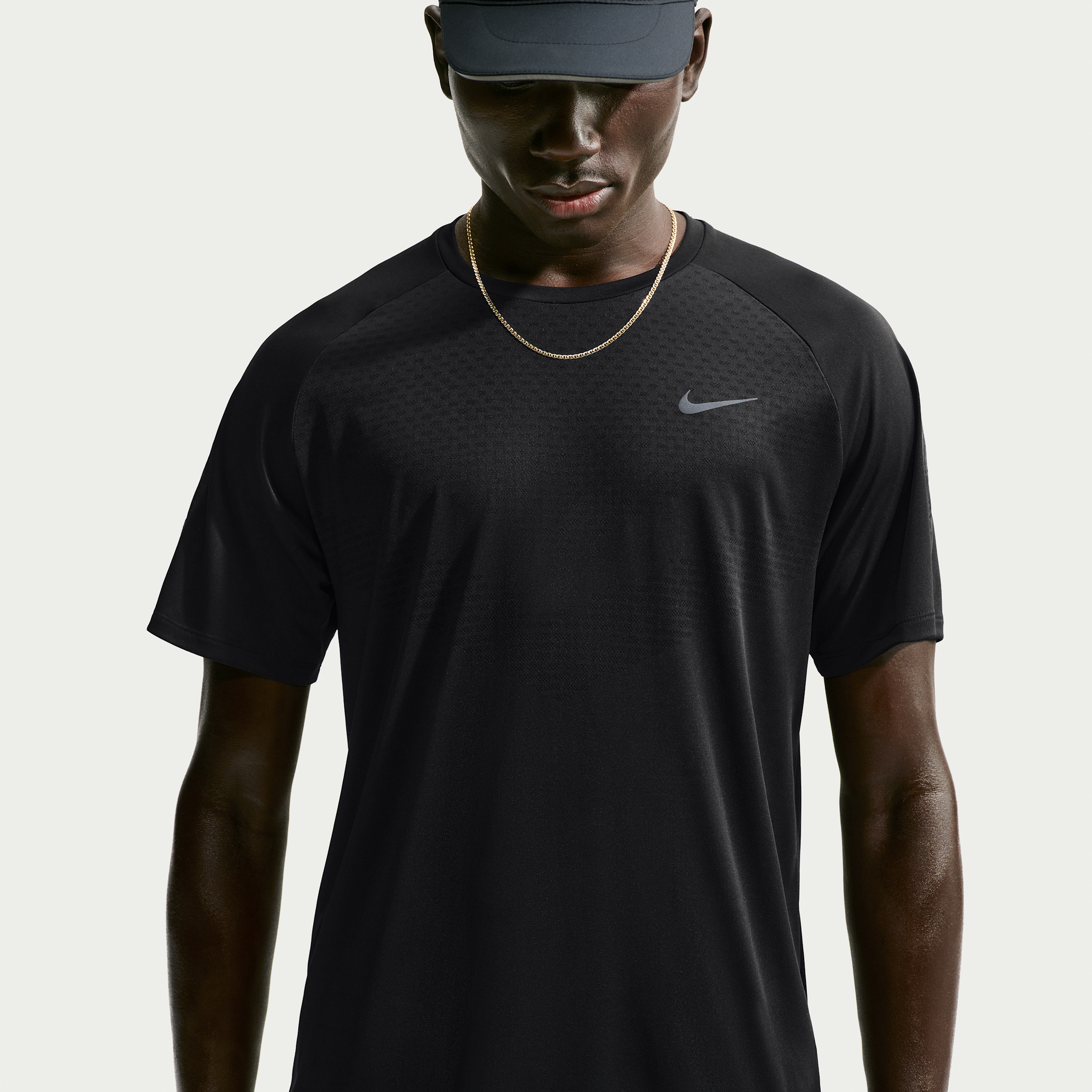 Nike Men's Stride Dri-FIT Winterized Short-Sleeve Running Top in Black | IX5938-010