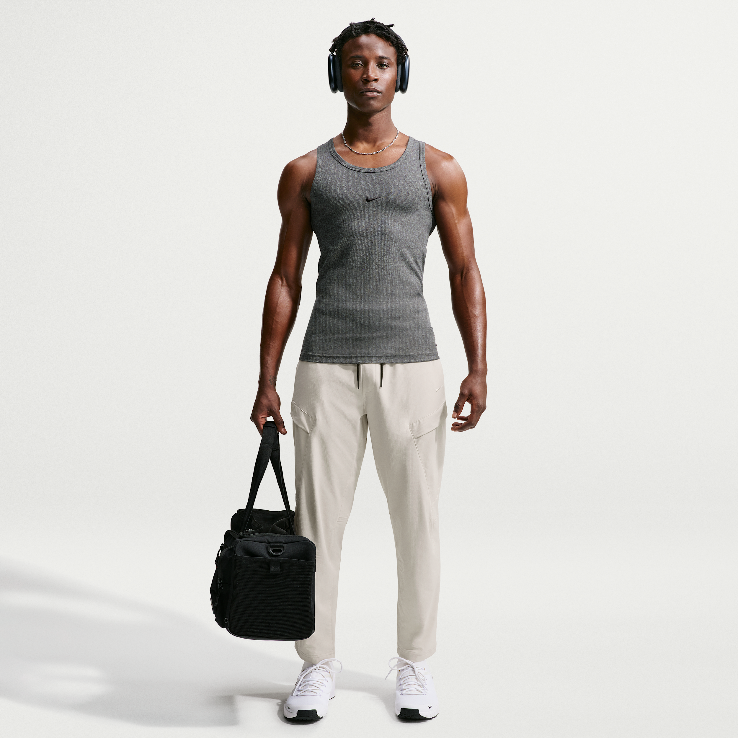 Nike Men's Unlimited Dri-FIT Versatile Cargo Pants in Brown | HJ3154-104