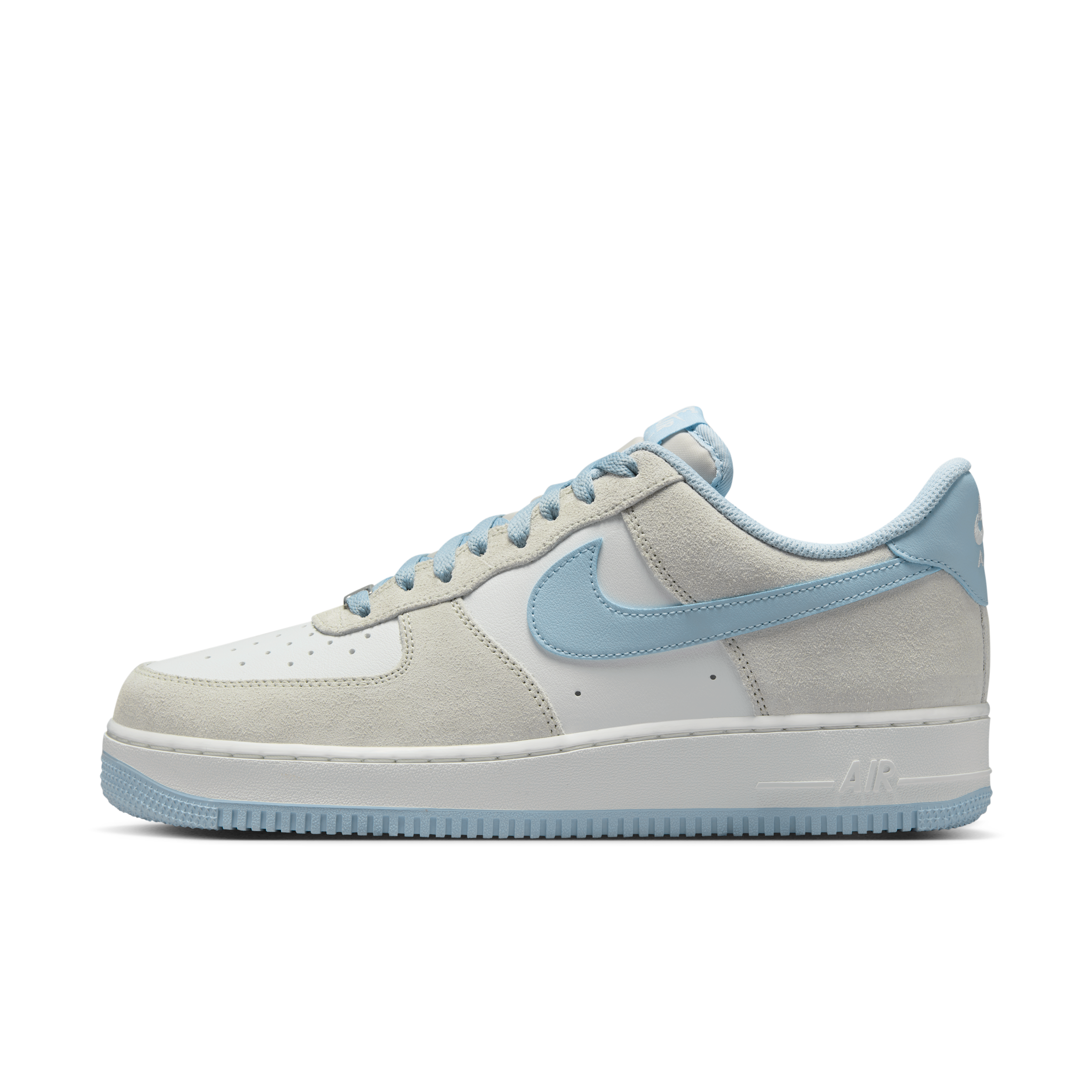 Nike Men's Air Force 1 '07 Lv8 Shoes