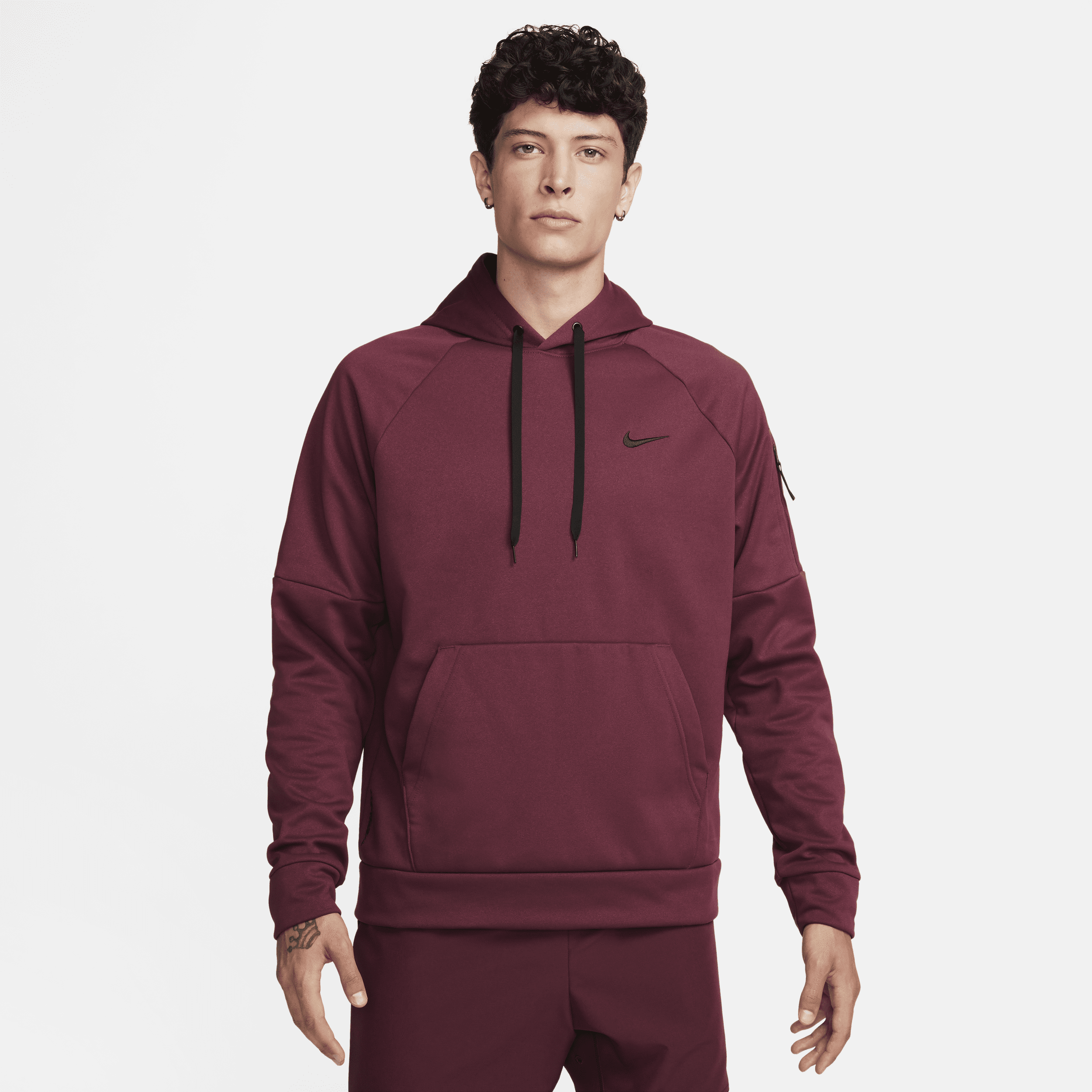 Nike Men's  Therma Therma-fit Hooded Fitness Pullover In Red
