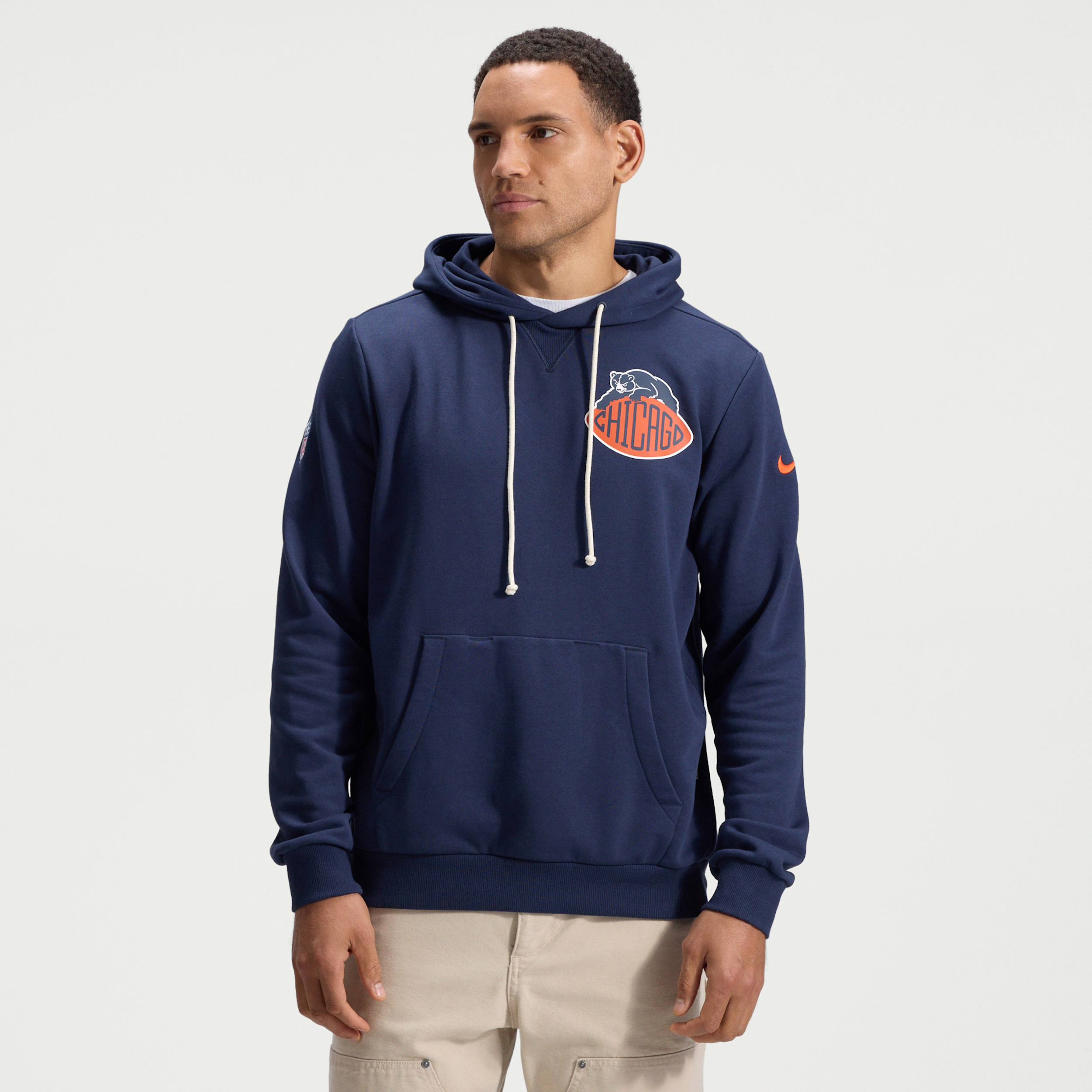 Chicago Bears Rivalries Collection Sideline Nike Men's Dri-FIT NFL Pullover Hoodie in Blue | 03AZ41L7Q-UU4