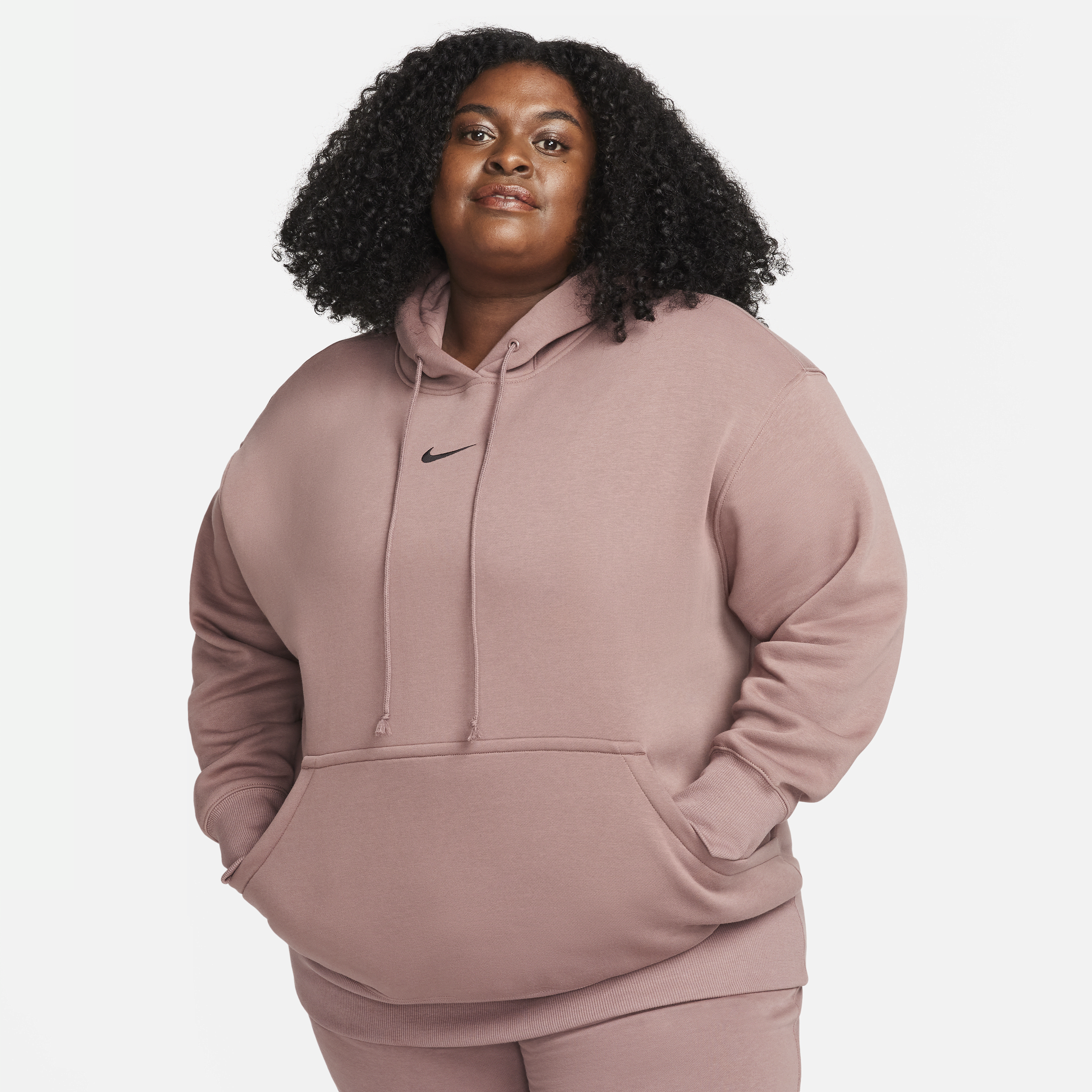Nike Women's  Sportswear Phoenix Fleece Oversized Pullover Hoodie (plus Size) In Purple