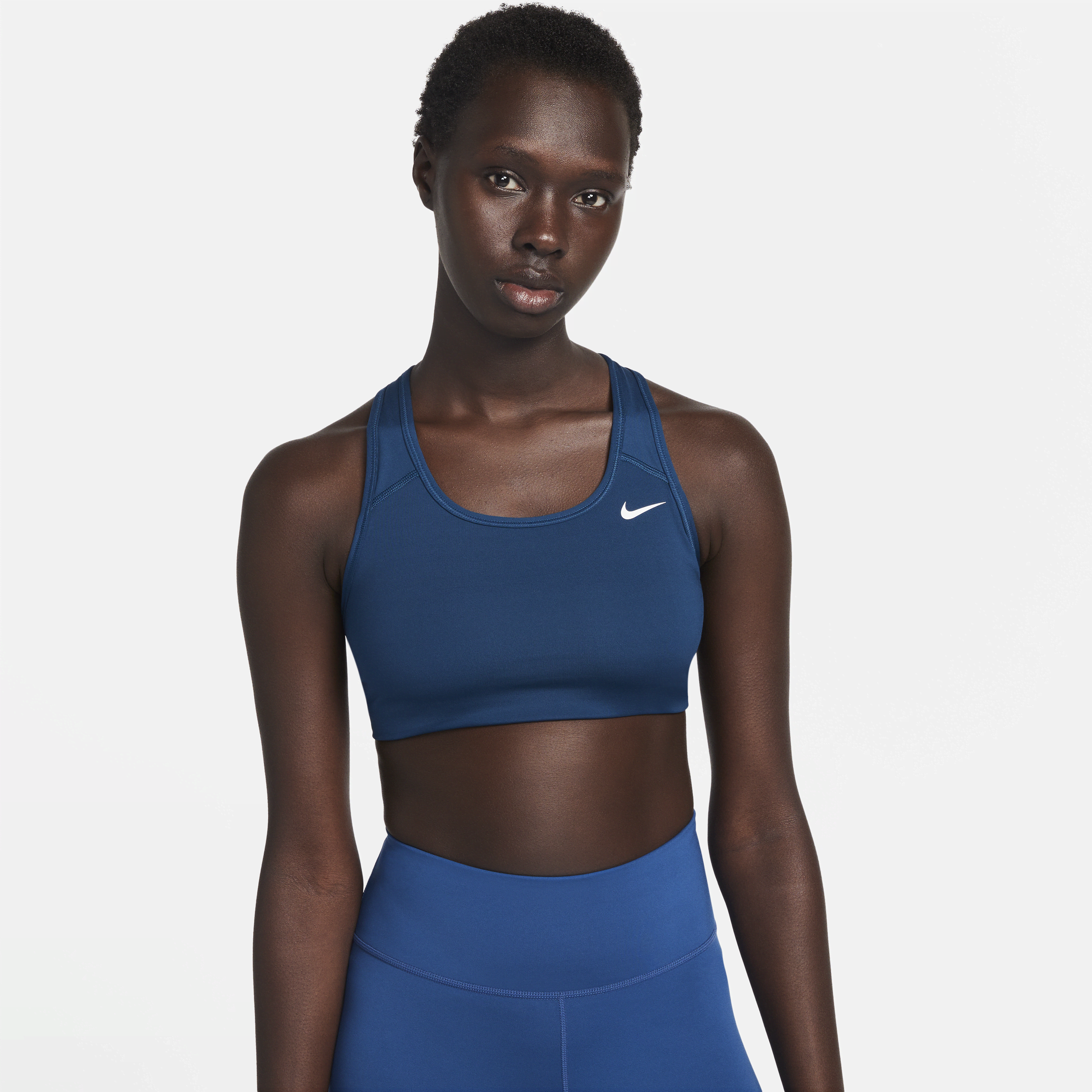 Nike Women's Swoosh Medium-Support Non-Padded Sports Bra in Blue, Size: Medium | BV3630-432