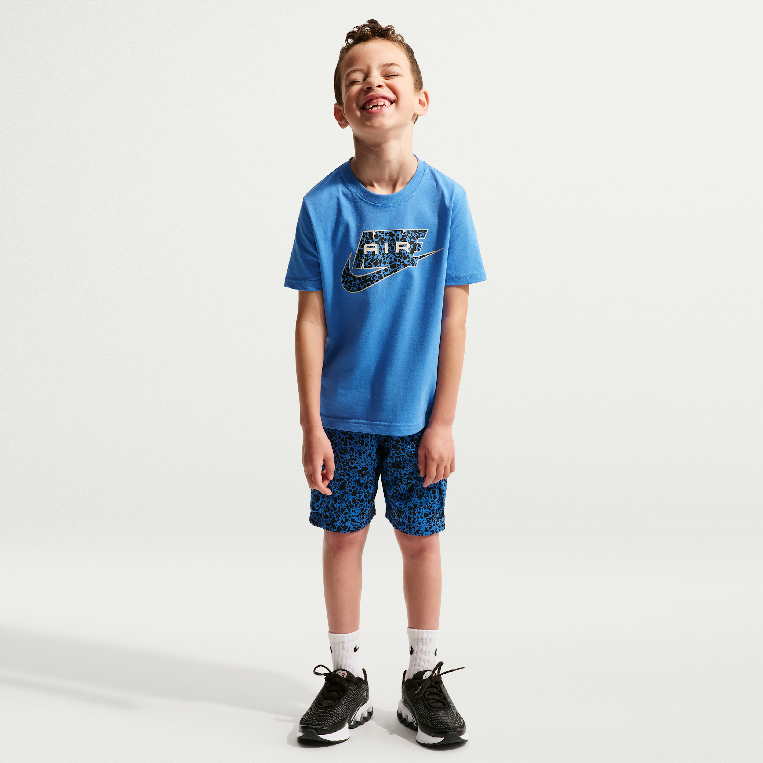 Nike Little Kids' Dri-FIT 2-Piece Air Printed Cargo Shorts Set in Blue | 86P001-UL2