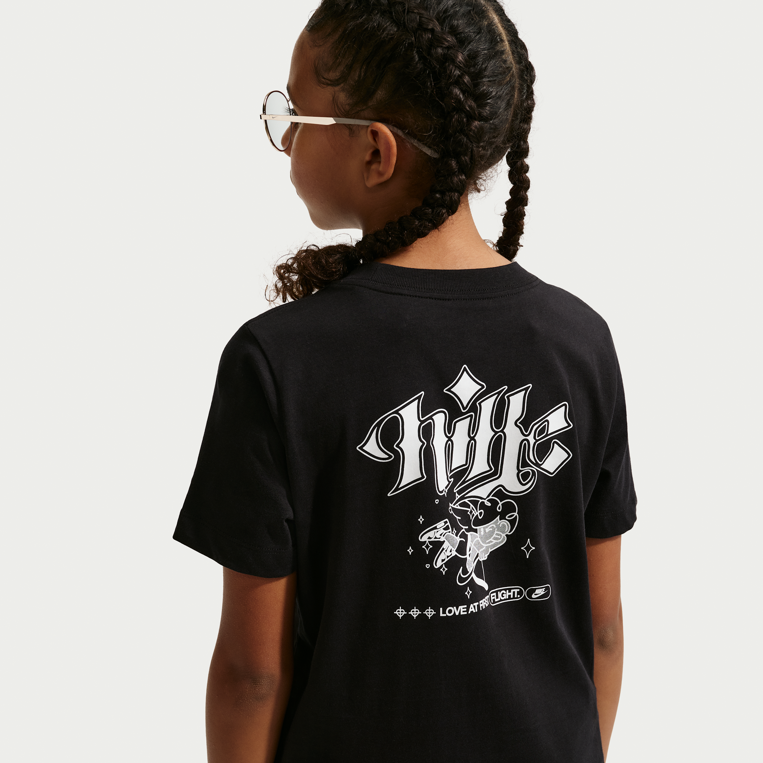 Nike Sportswear Big Kids' T-Shirt in Black | II0449-010