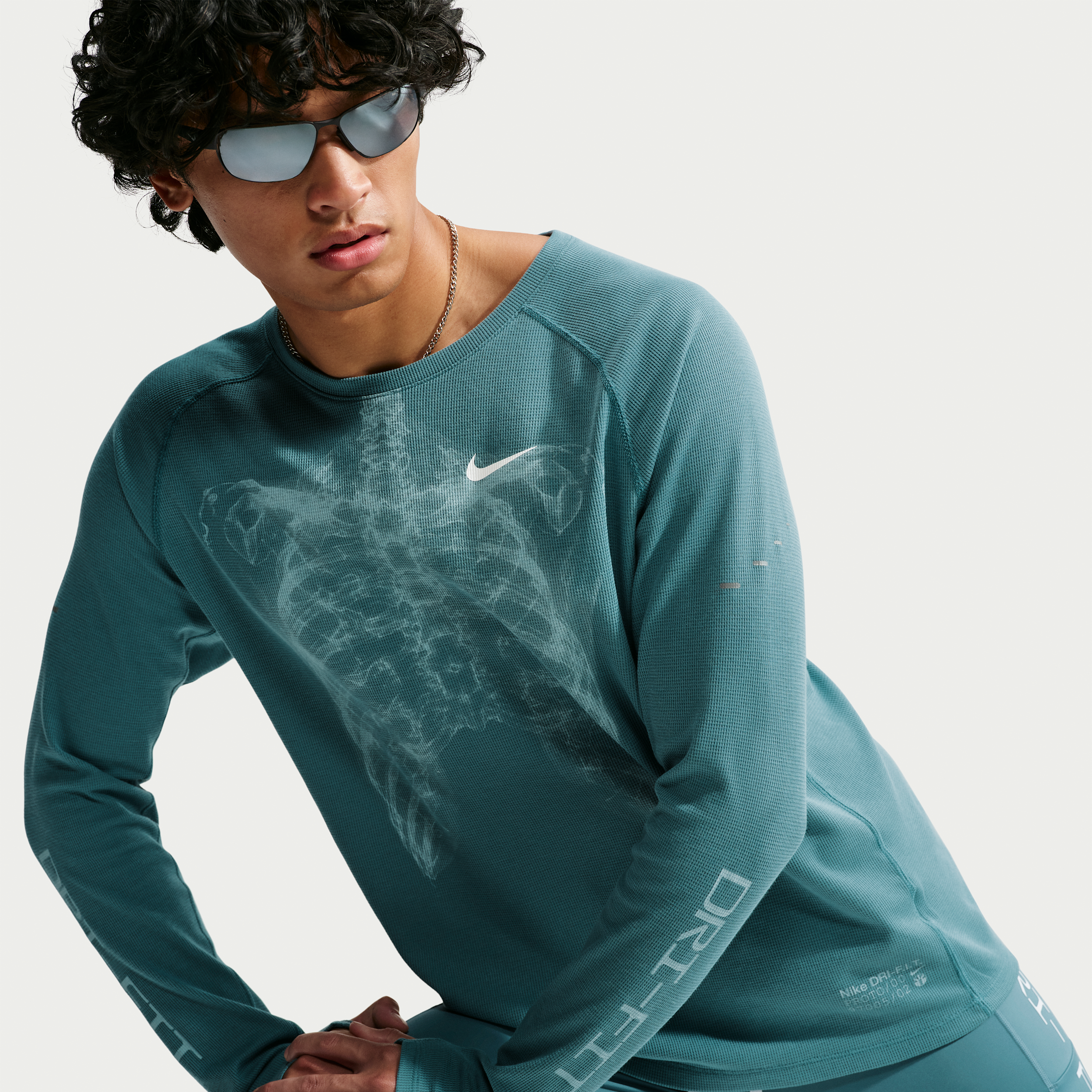 Nike Men's Stride Dri-FIT Waffle Crew-Neck Top in Blue | IZ3962-006