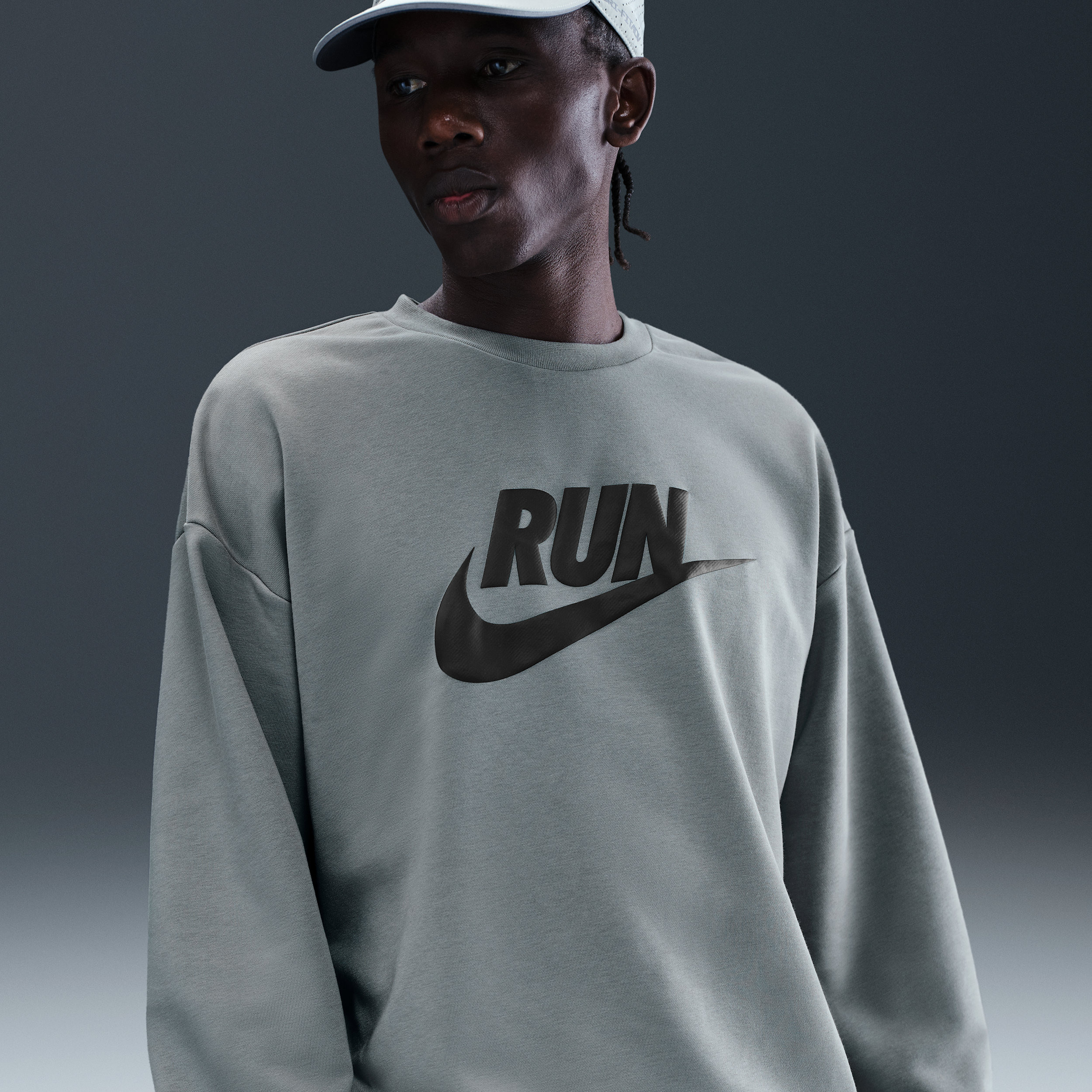 Nike Men's Dri-fit Fleece Running Crew In Gray