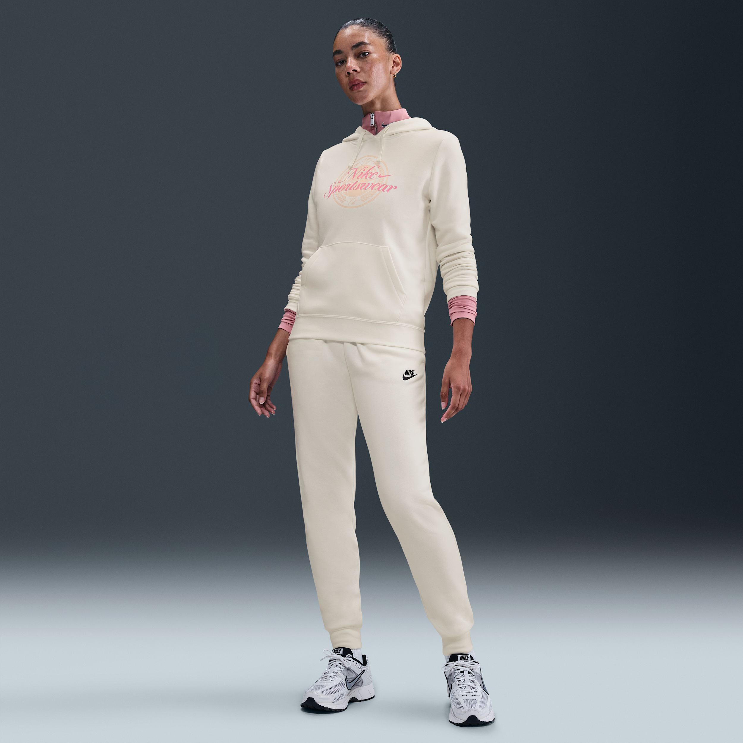 Nike Women's Sportswear Club Fleece Mid-rise Jogger Pants In White