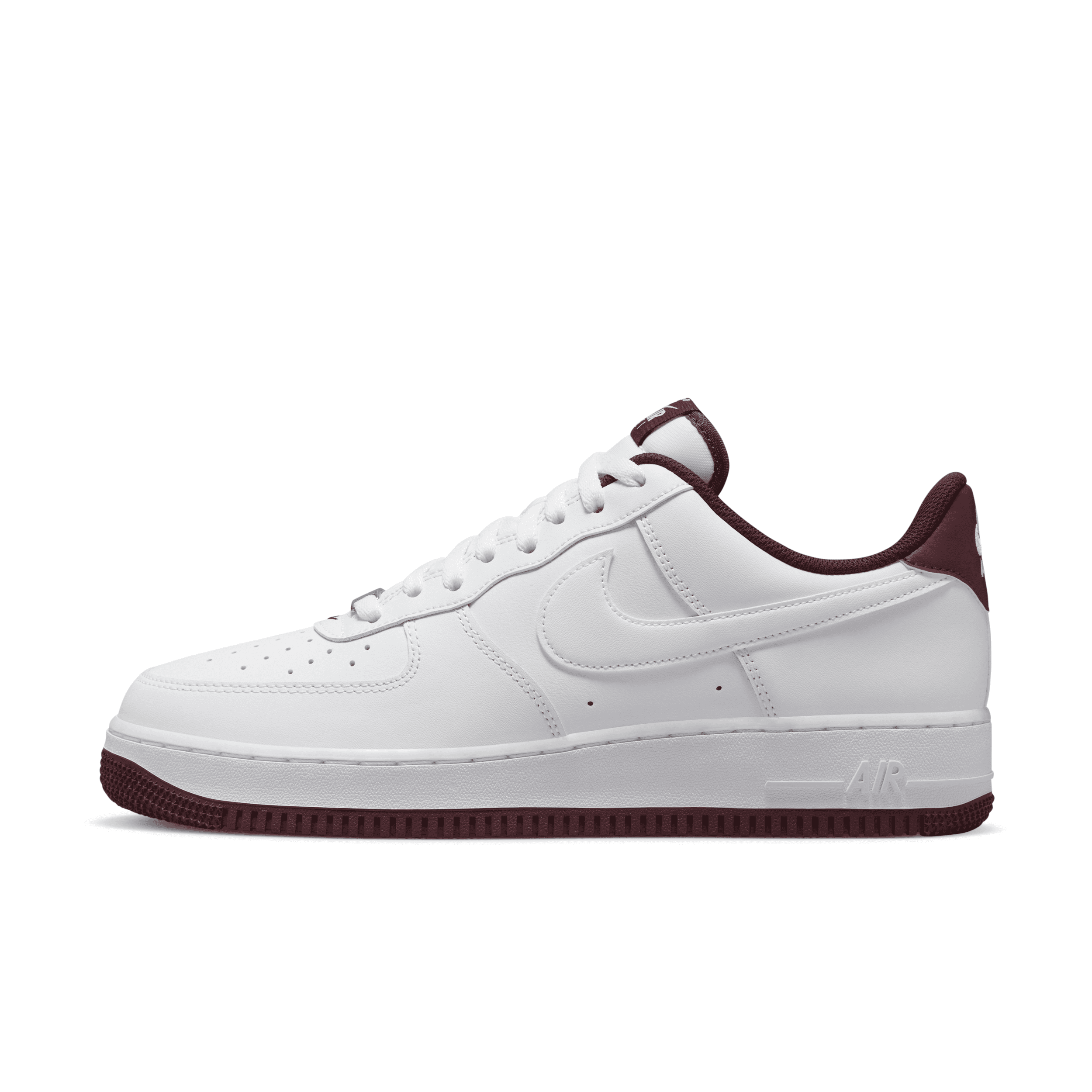 NIKE MEN'S AIR FORCE 1 '07 SHOES,14244026