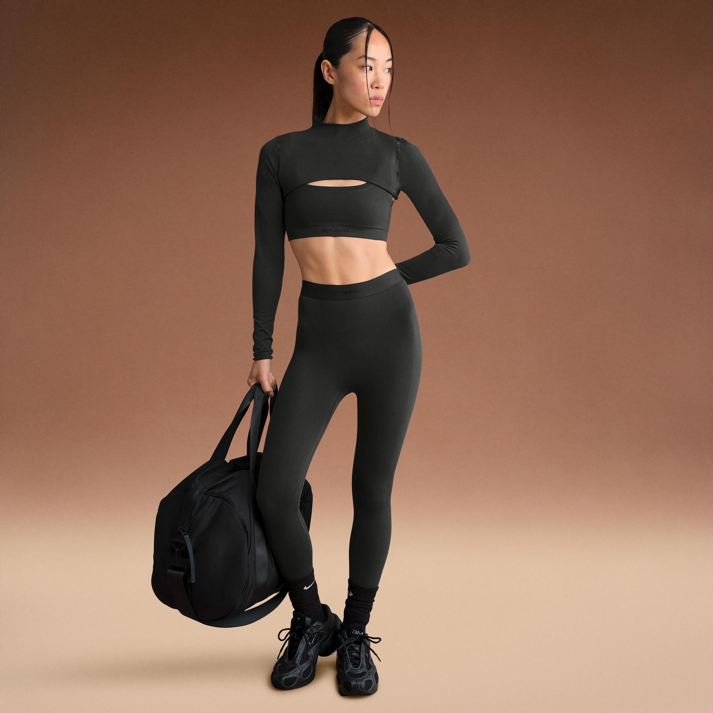 Nike Women'sskims Vintage Seamless High-waisted 26" Leggings In Black