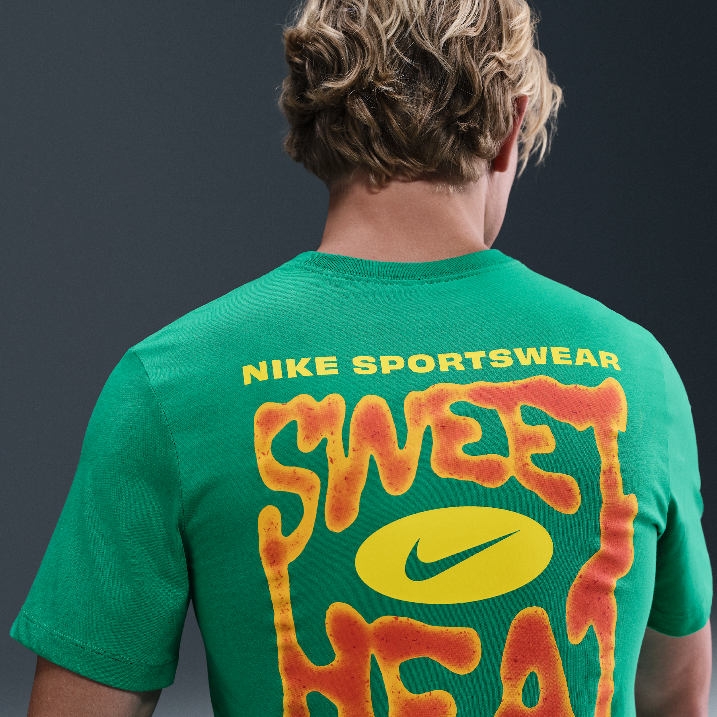 Nike Men's Sportswear T-shirt In Green
