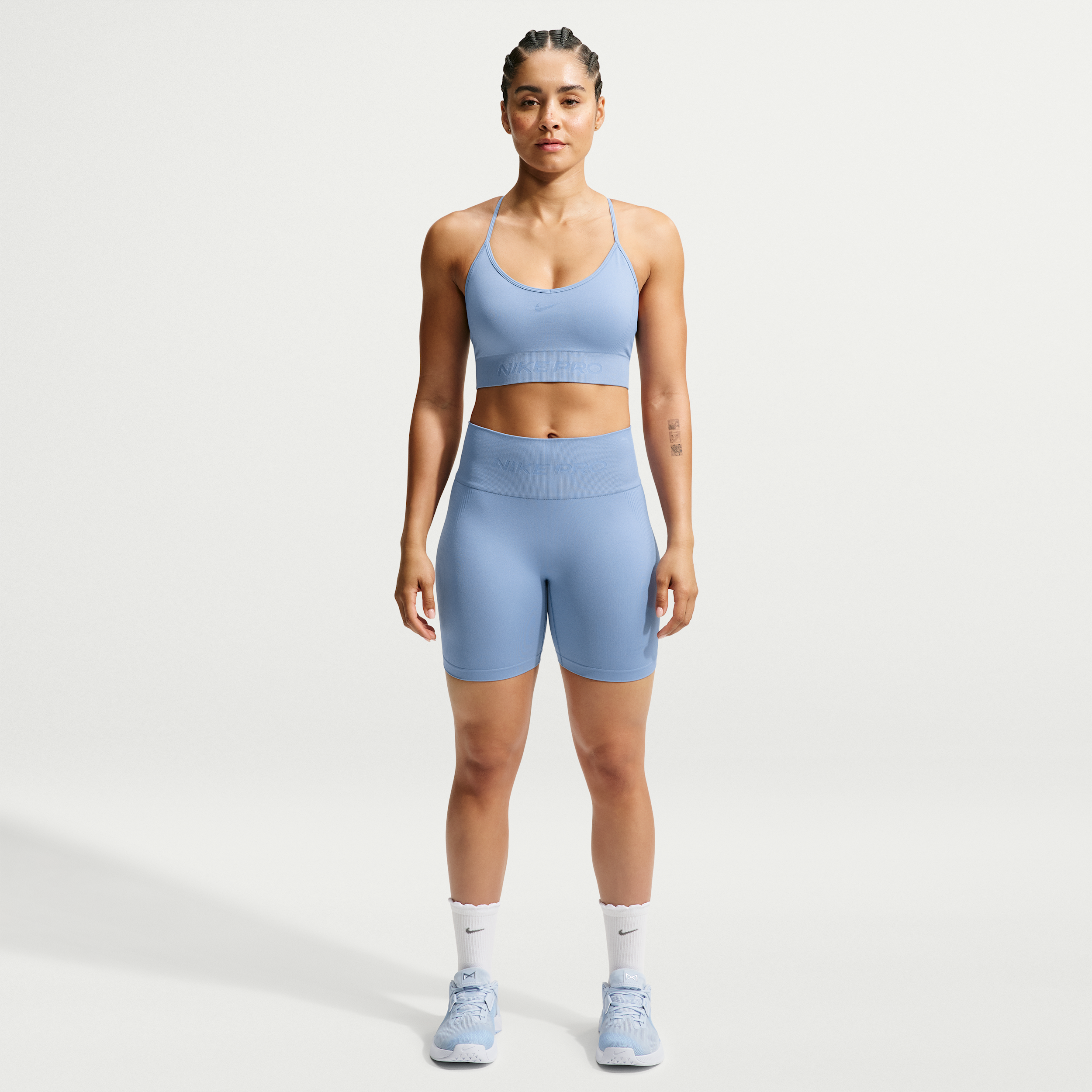 Women's Nike Pro Seamless Dri-FIT High-Waisted 5" Biker Shorts in Blue | IF1210-486