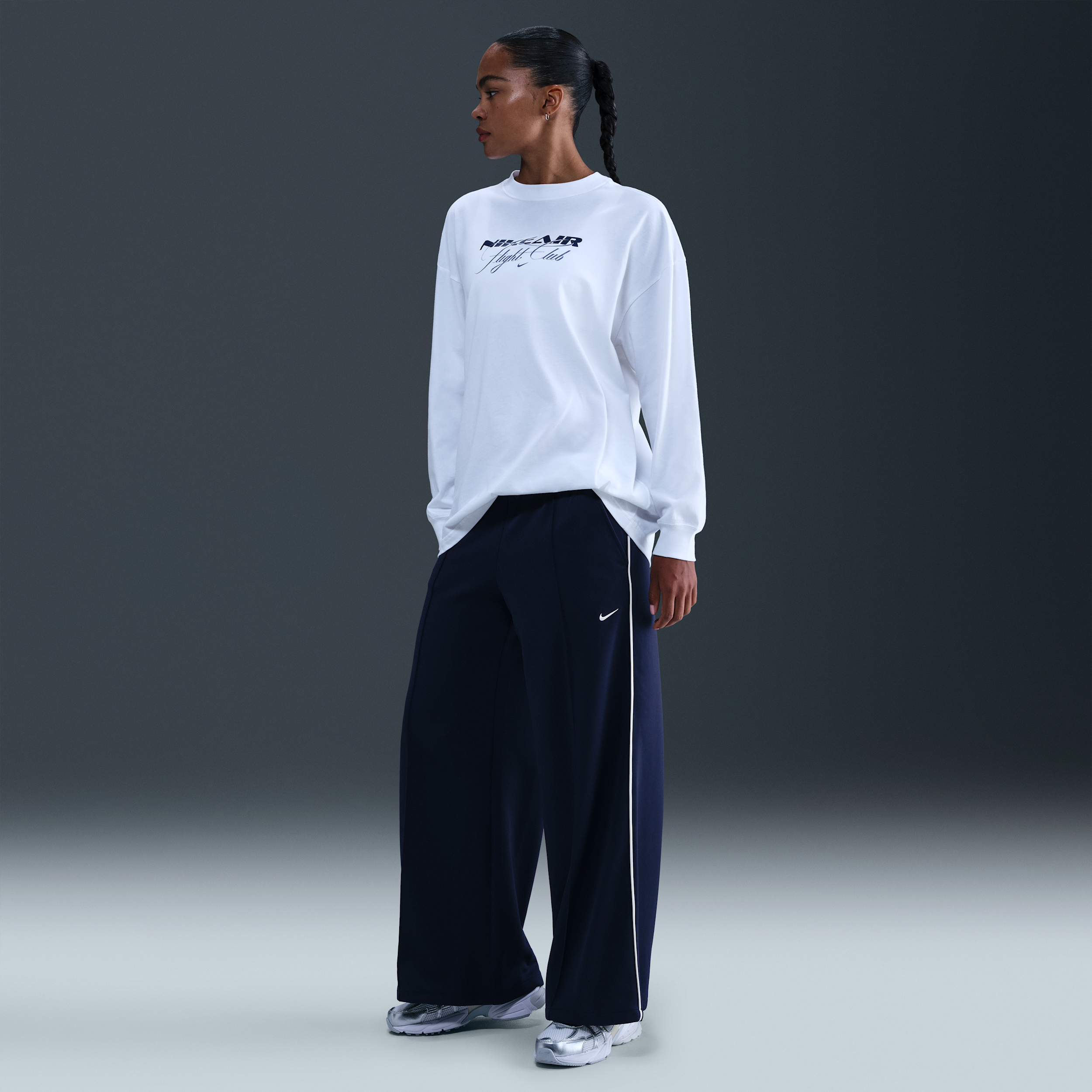 Nike Women's  Sportswear Mid-rise Wide-leg Track Pants In Blue