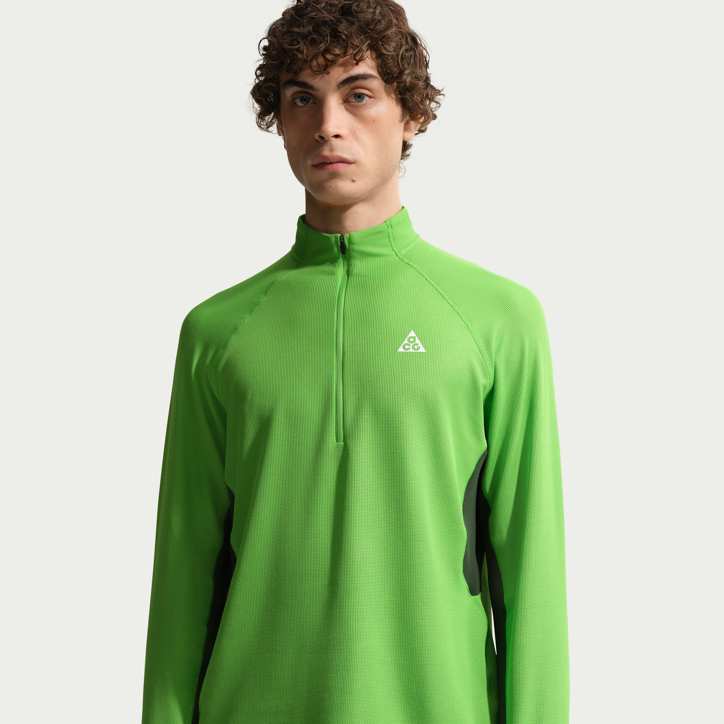 Men's Nike ACG Dri-FIT Mid-Layer 1/4-Zip Trail Running Top in Green | IO9669-307