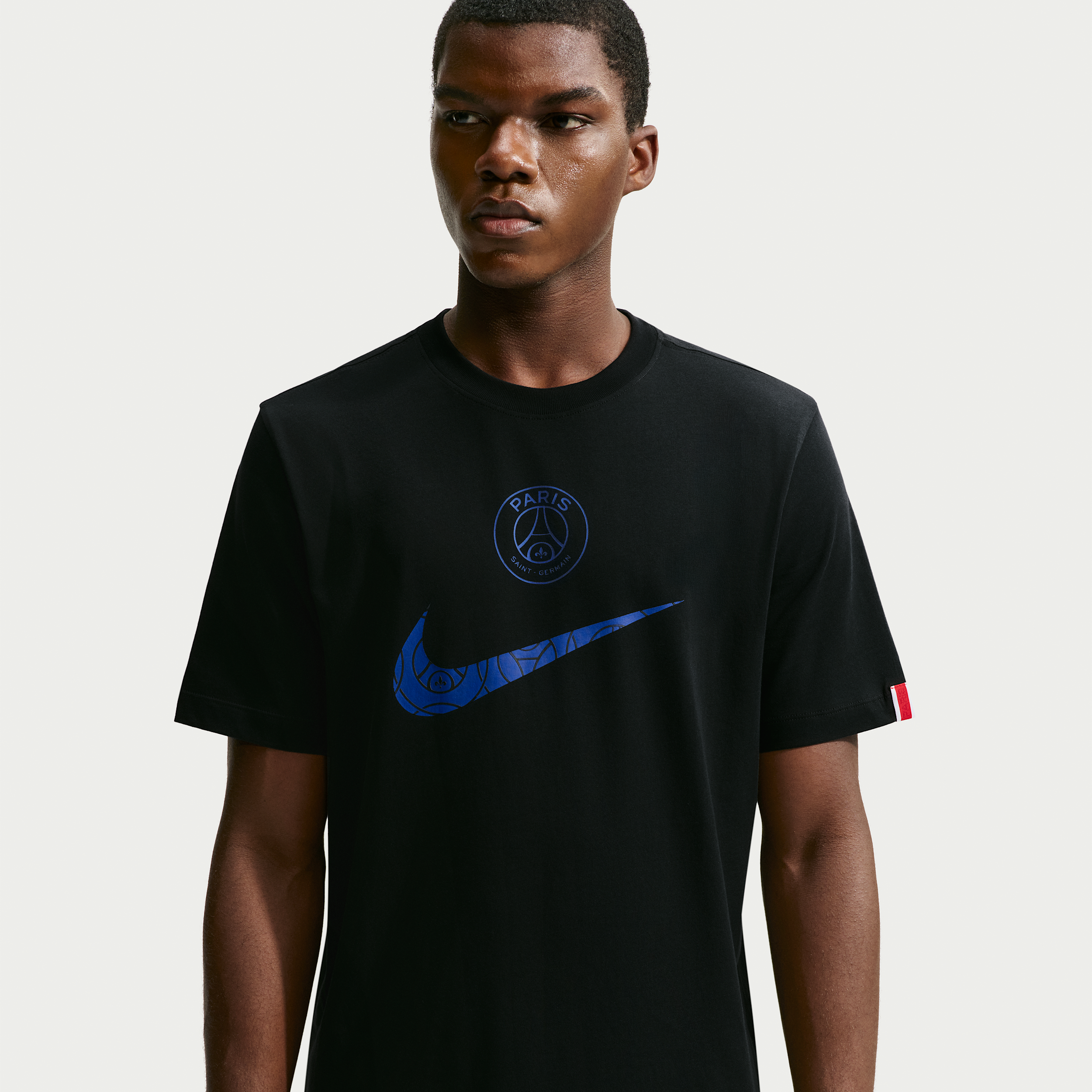 Paris Saint-Germain Swoosh Nike Men's Soccer T-Shirt in Black | IQ5034-010