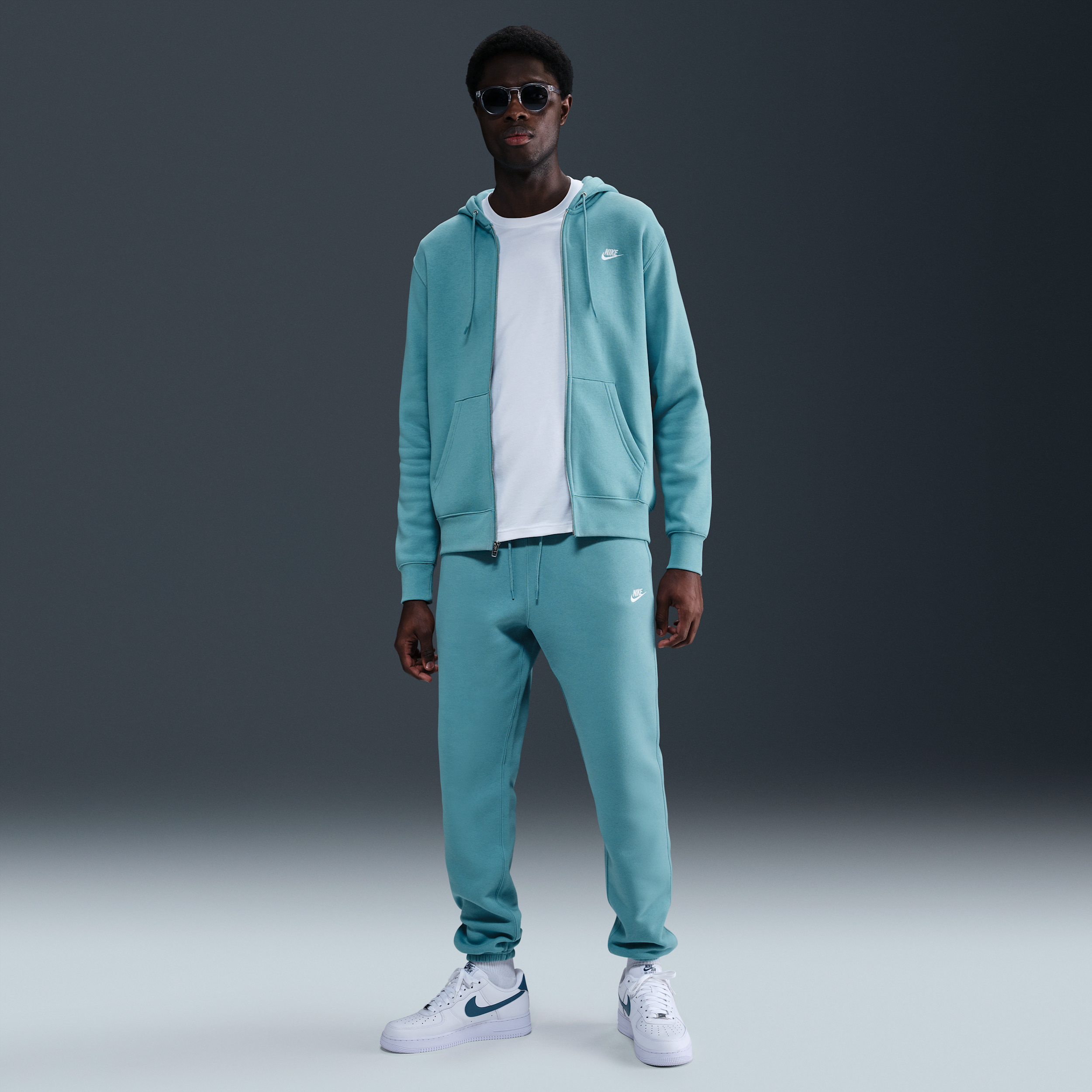 NIKE MEN'S CLUB CUFFED BRUSHED FLEECE PANTS 1015715544
