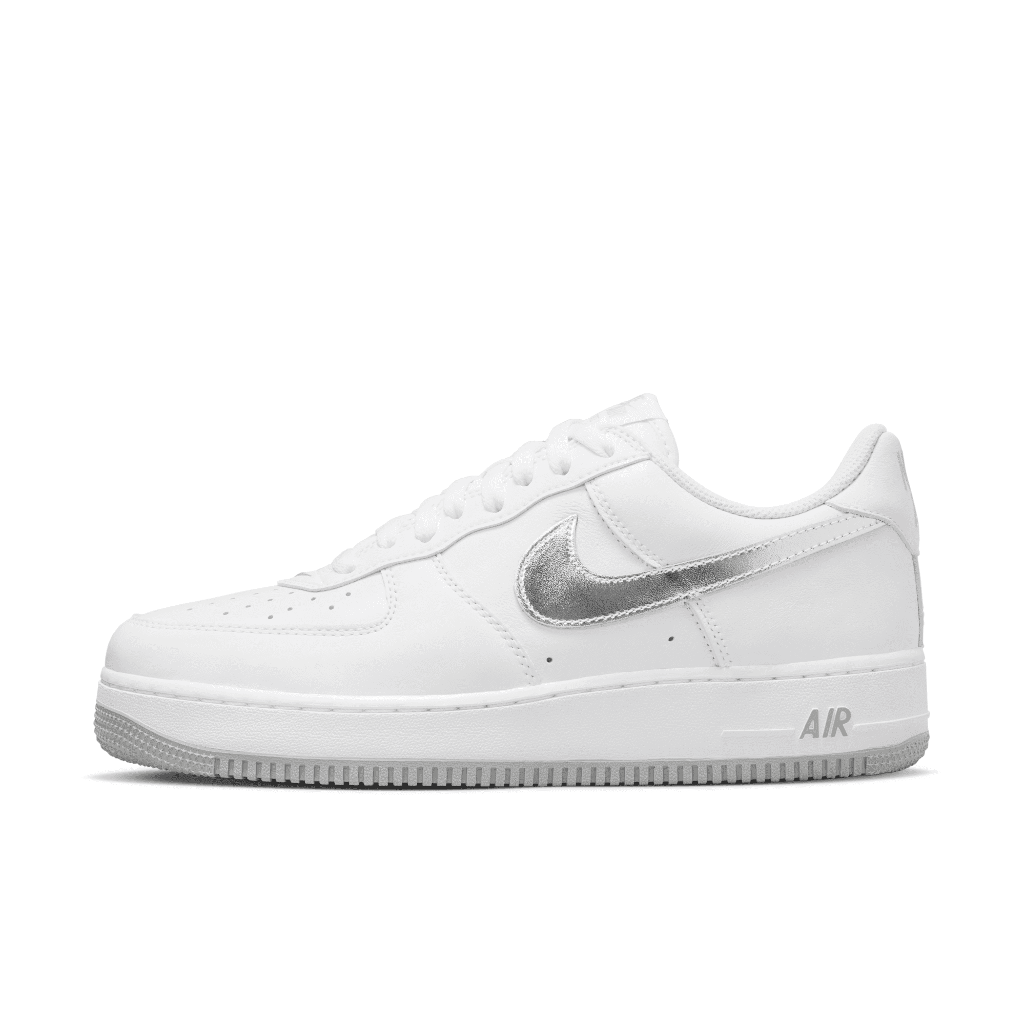 Shop Nike Men's Air Force 1 Low Retro Shoes In White