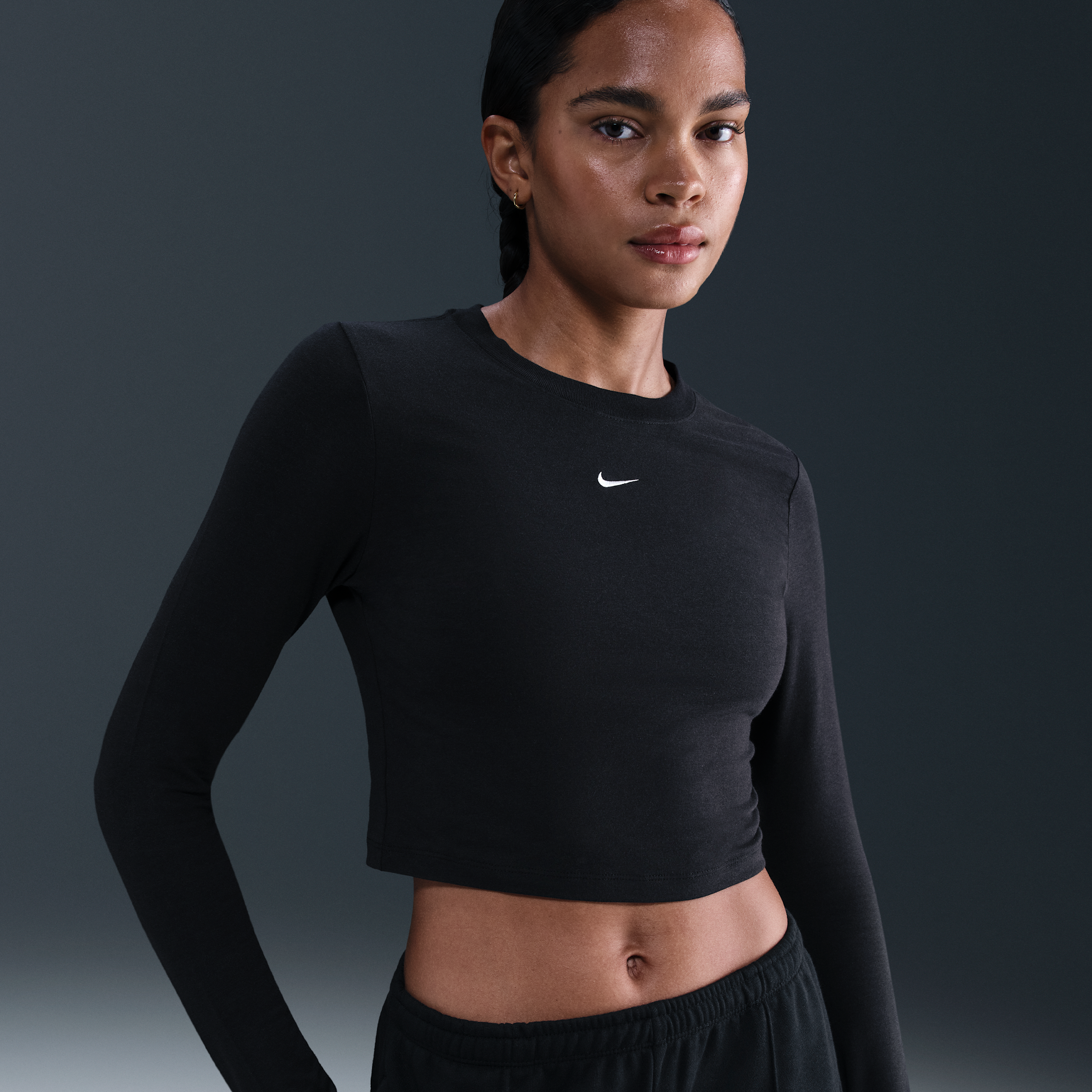 Nike Women's  Sportswear Chill Knit Slim Long-sleeve Cropped Top In Black