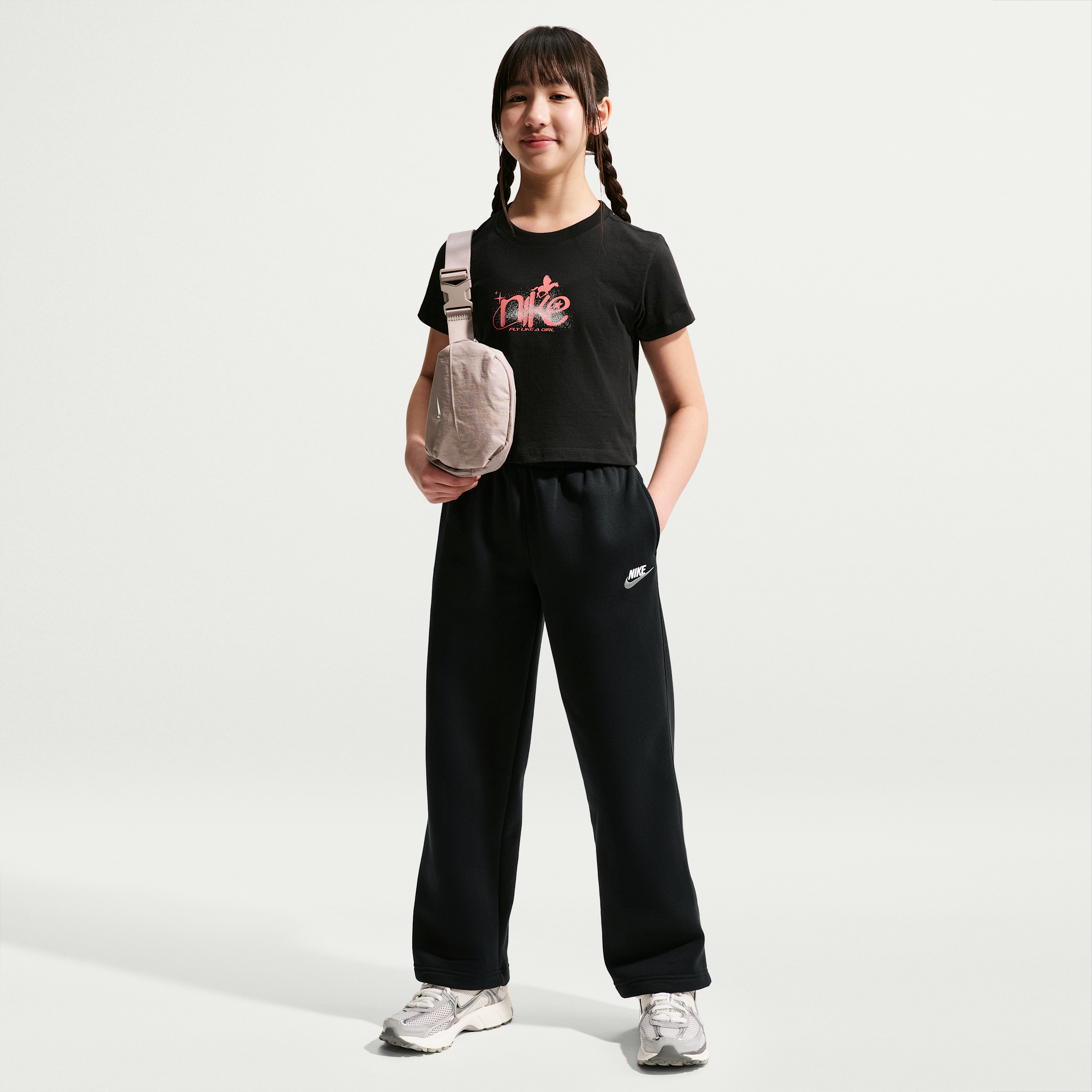 Nike Sportswear Kids' Loose Open-Hem Pants in Black | IM5095-011