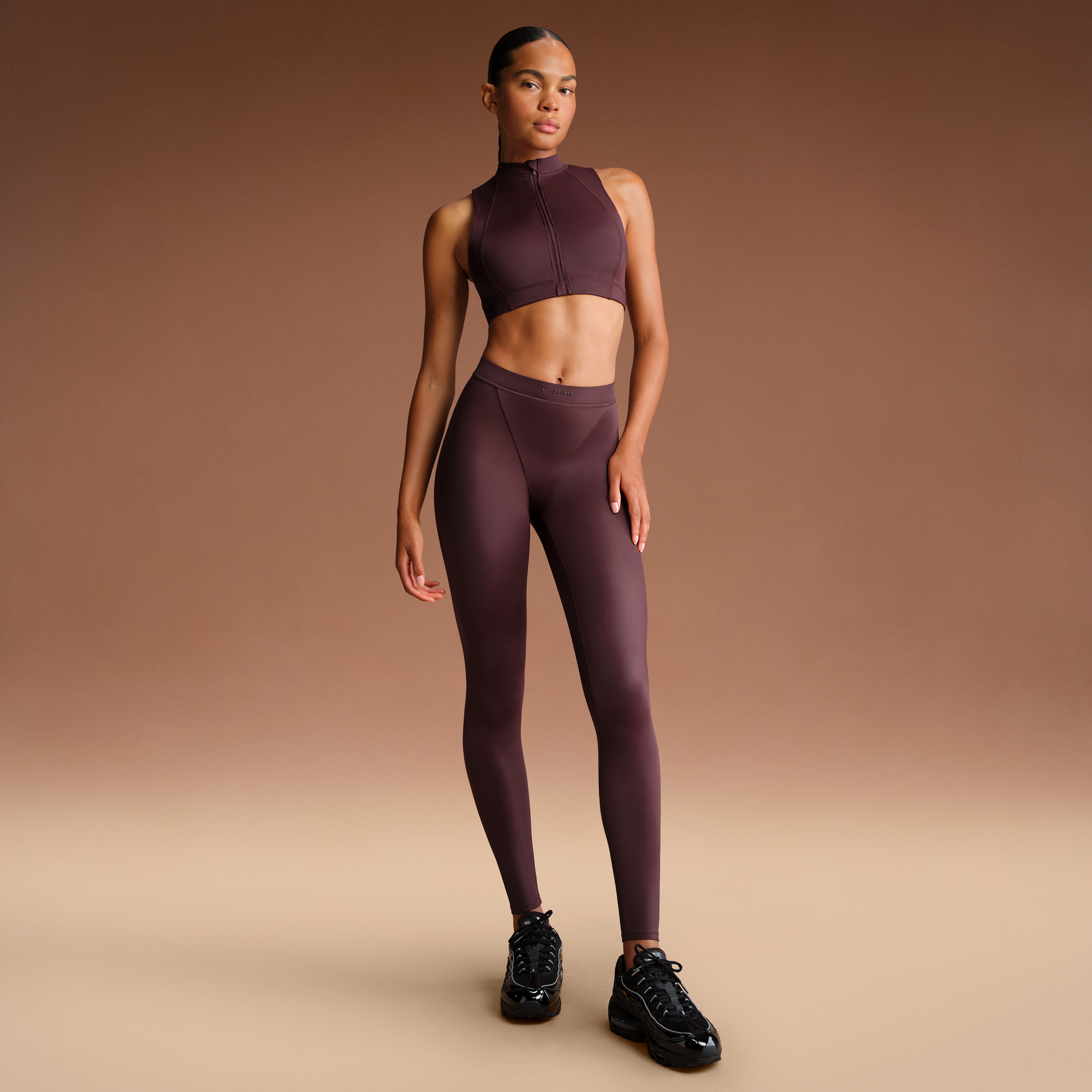Nike Women'sskims Shine High-waisted V-panel 26" Leggings In Red