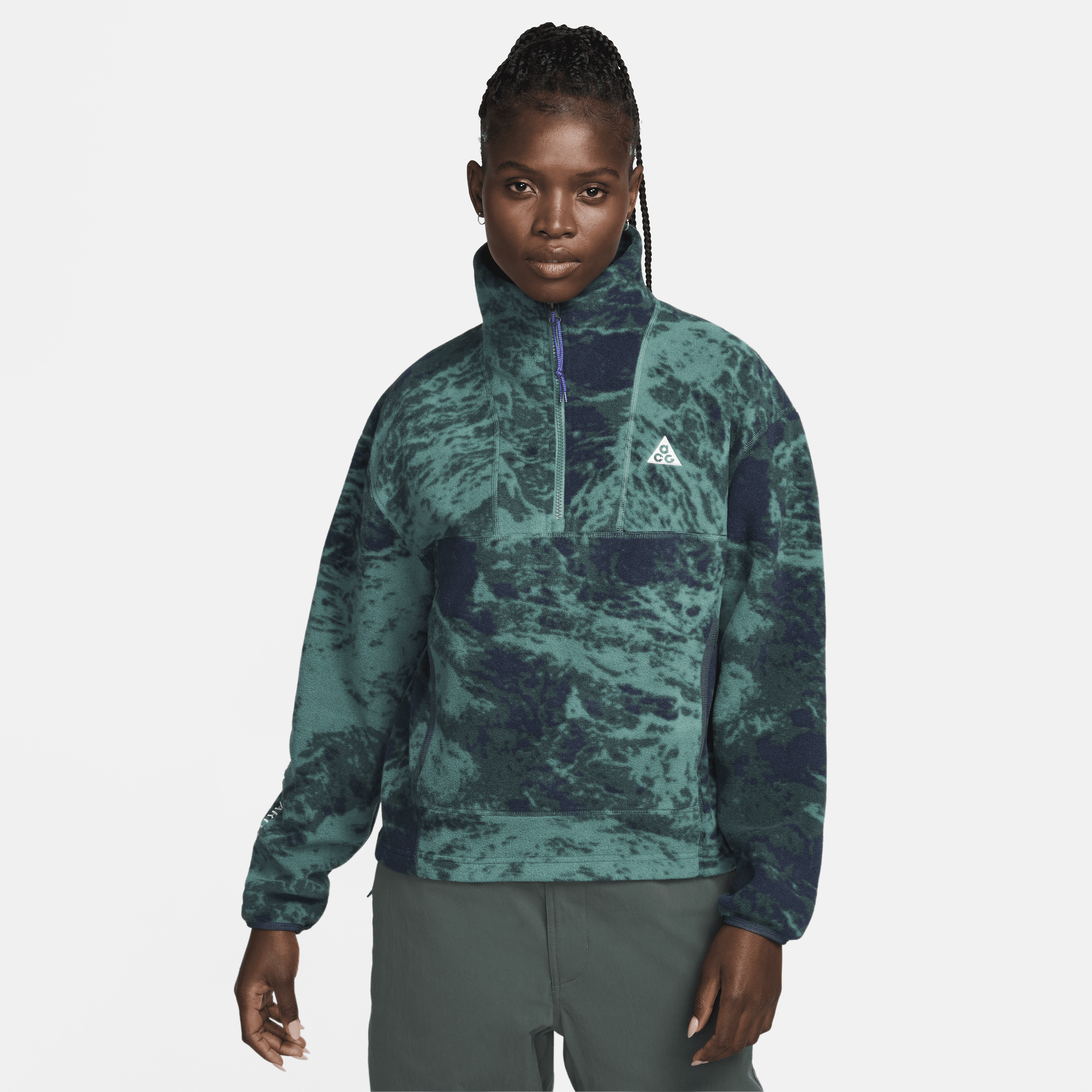 Nike Women's  Acg "wolf Tree" 1/2-zip Pullover Printed Jacket In Green