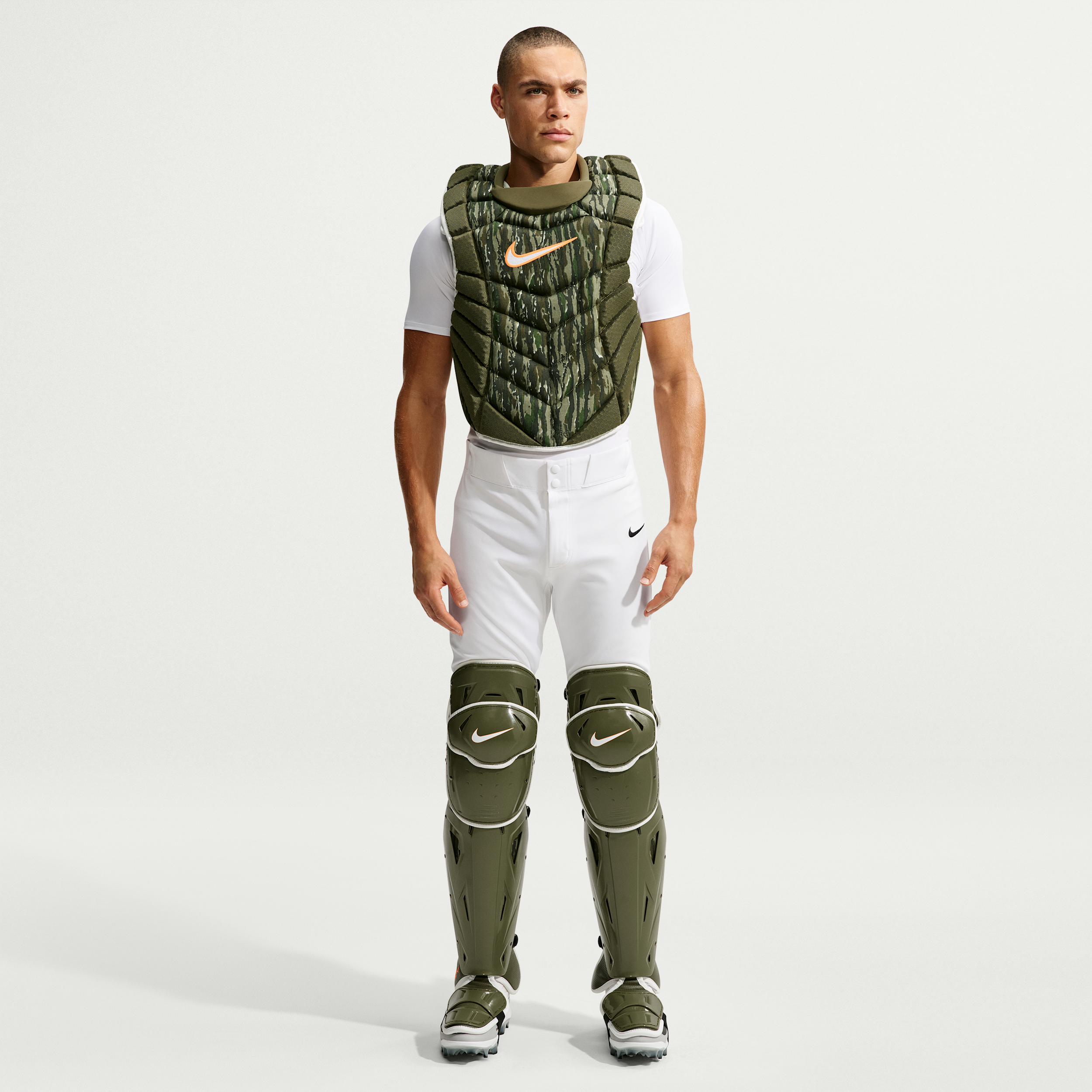 Nike Men's Diamond Elite "J.T. Realmuto" x Realtree Catcher's Set in Brown | N1016870-231