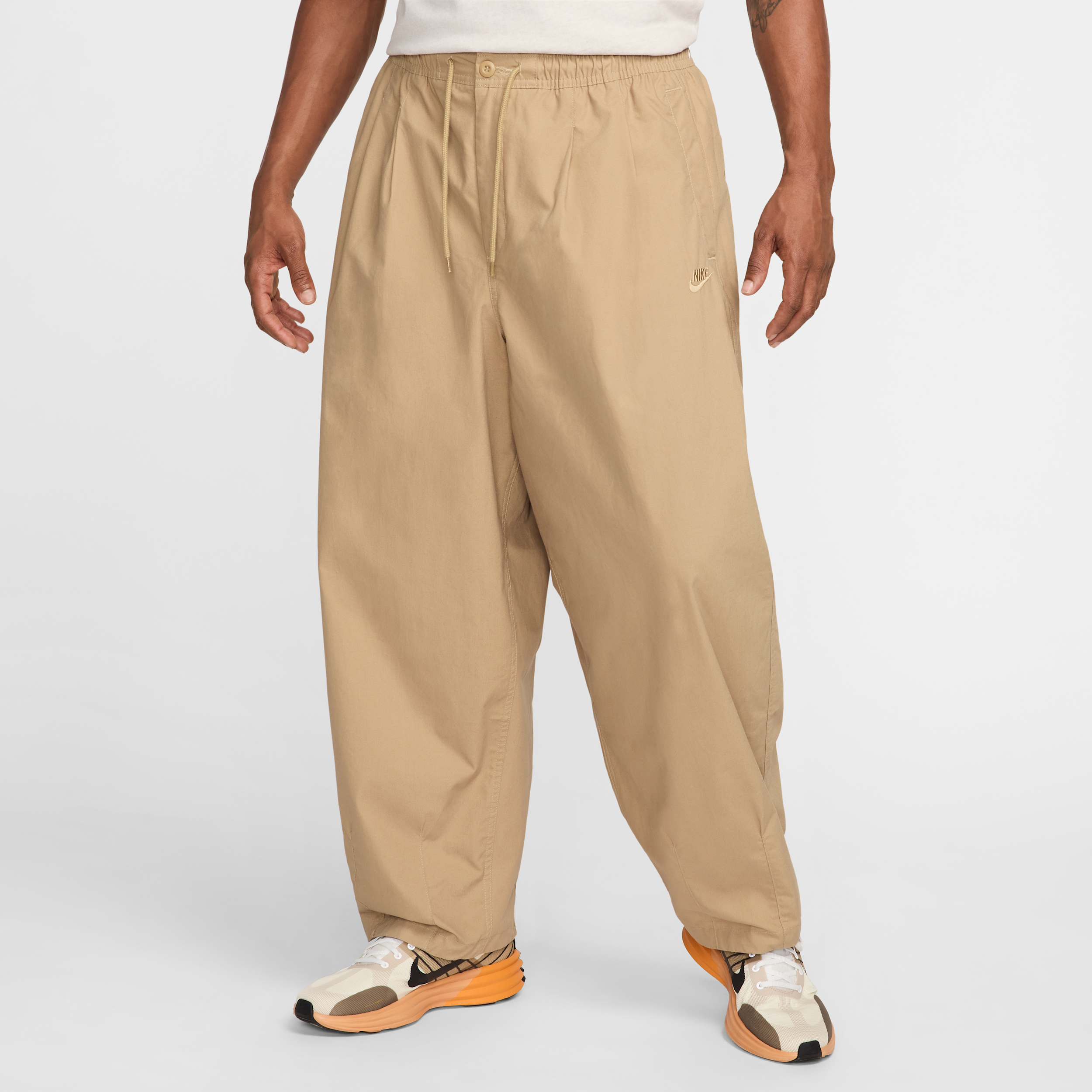 Nike Men's Club Balloon Pants in Brown | HJ1973-297