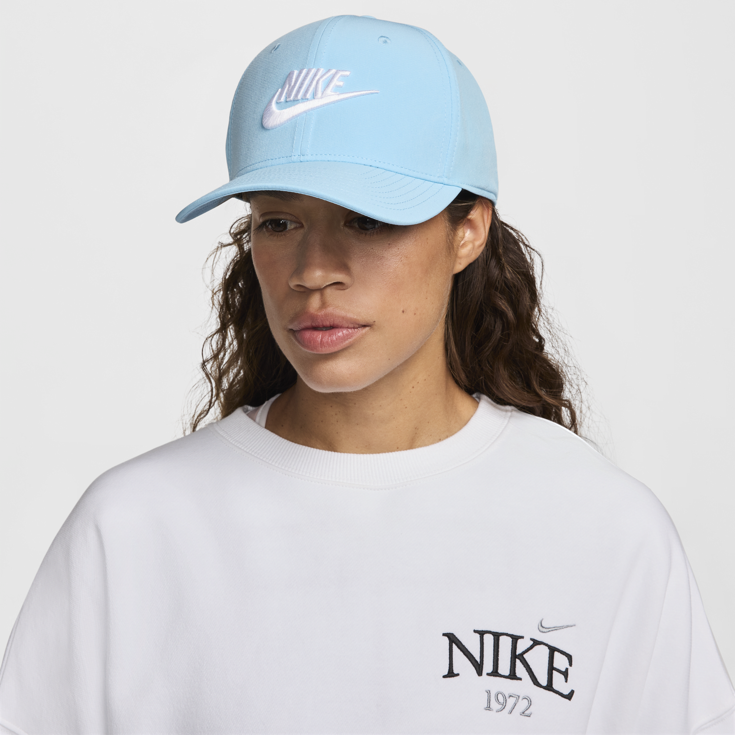 Nike Unisex Rise Structured Swooshflex Futura Cap In Blue