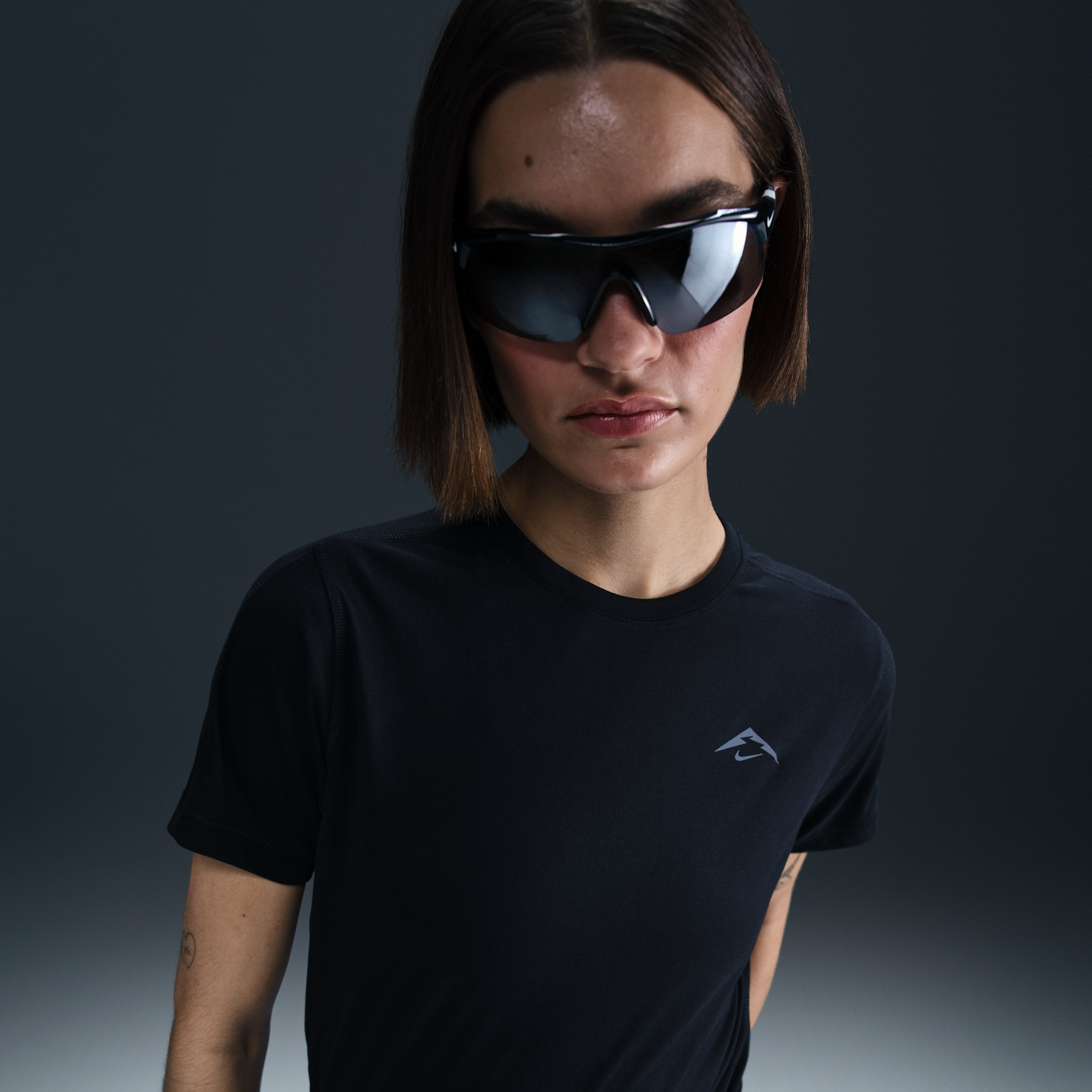 Nike Women's Trail Dri-fit Short-sleeve Running Top