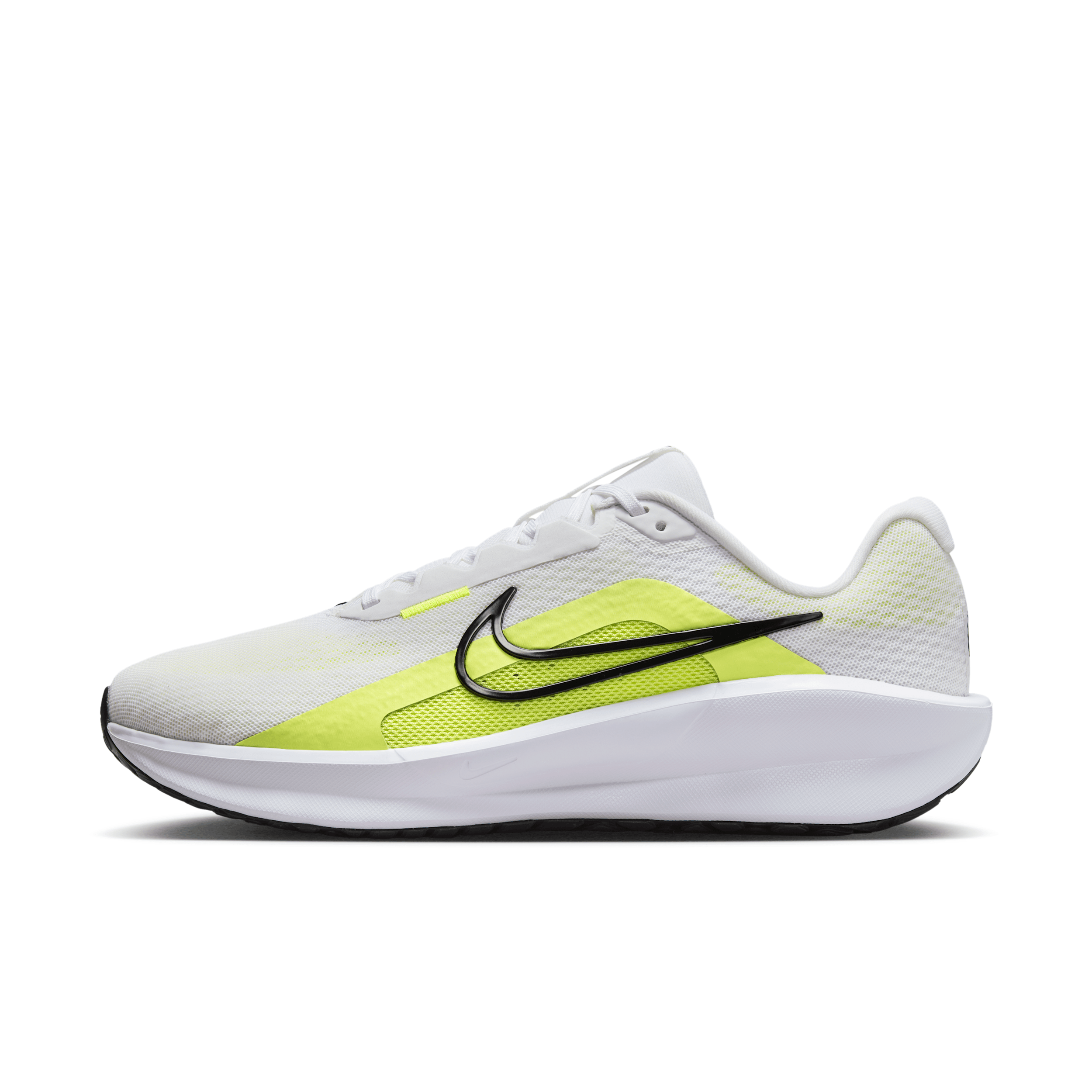 Nike Men's Downshifter 13 Road Running Shoes (extra Wide) In White
