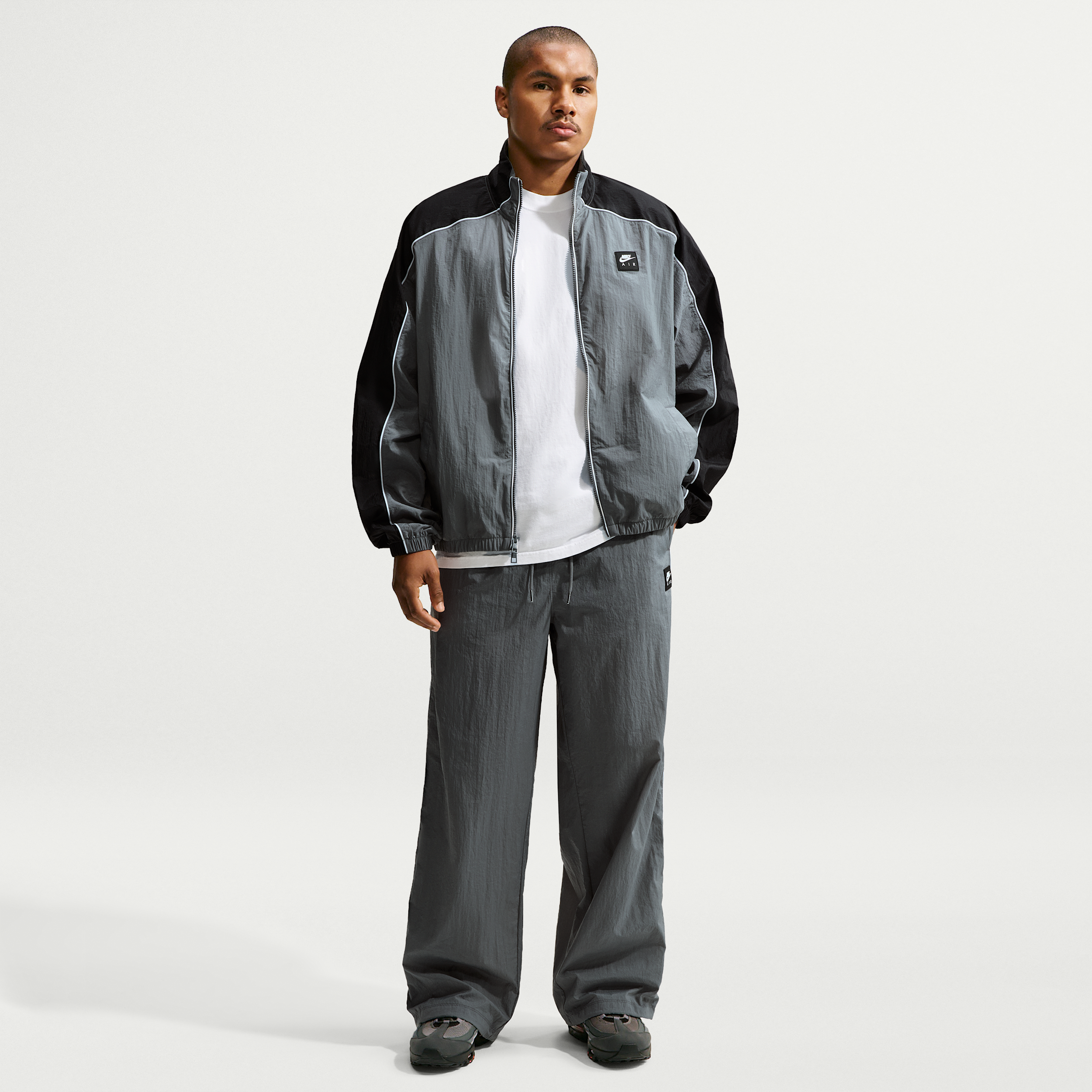 Nike Men's Air Woven Track Pants in Grey | IM6042-084