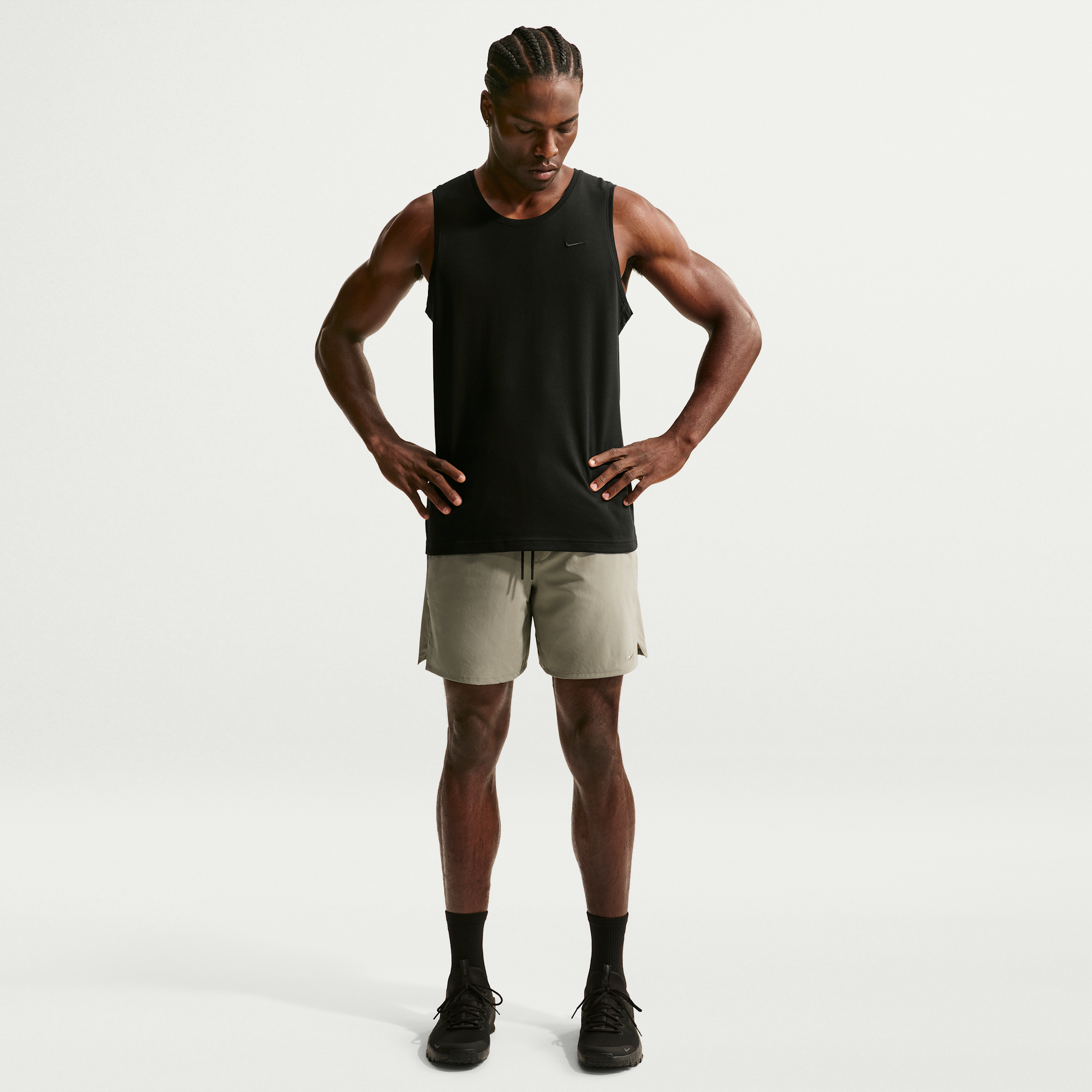 Nike Men's Unlimited Dri-FIT 7" Unlined Versatile Shorts in Green | DV9340-320