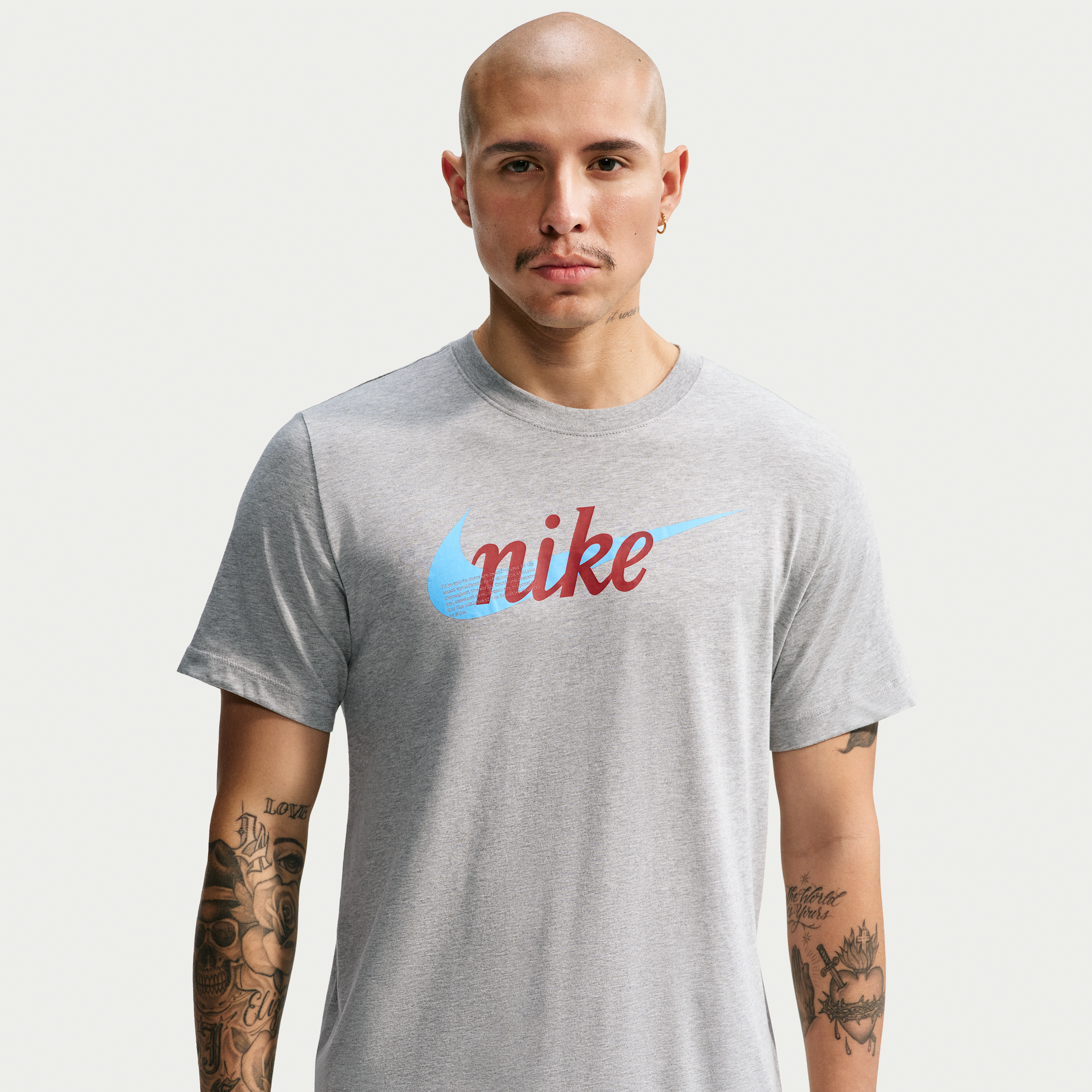 Men's Nike Sportswear T-Shirt in Grey | IM3745-063
