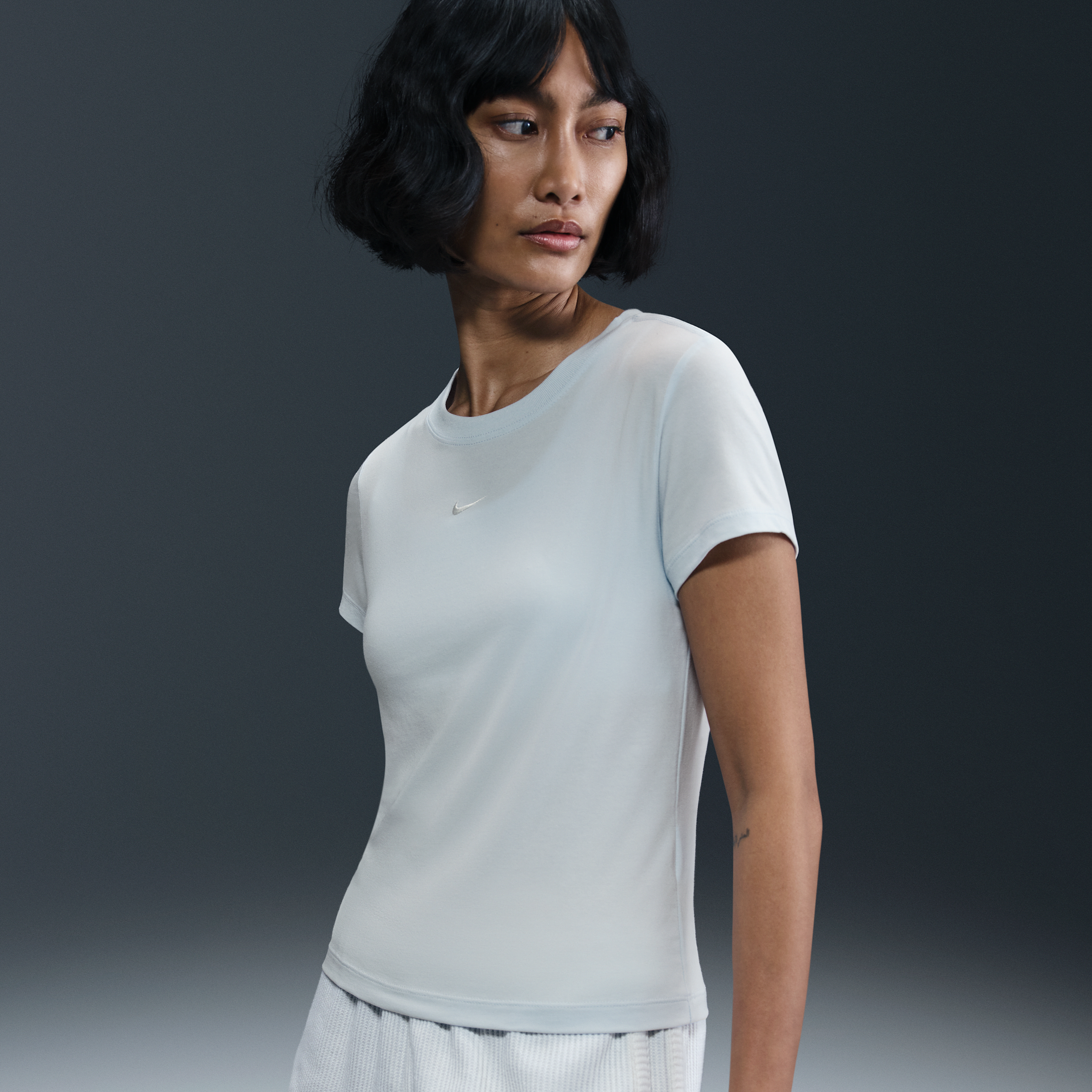 Nike Sportswear Club Chill Knit Mod Crop T-shirt