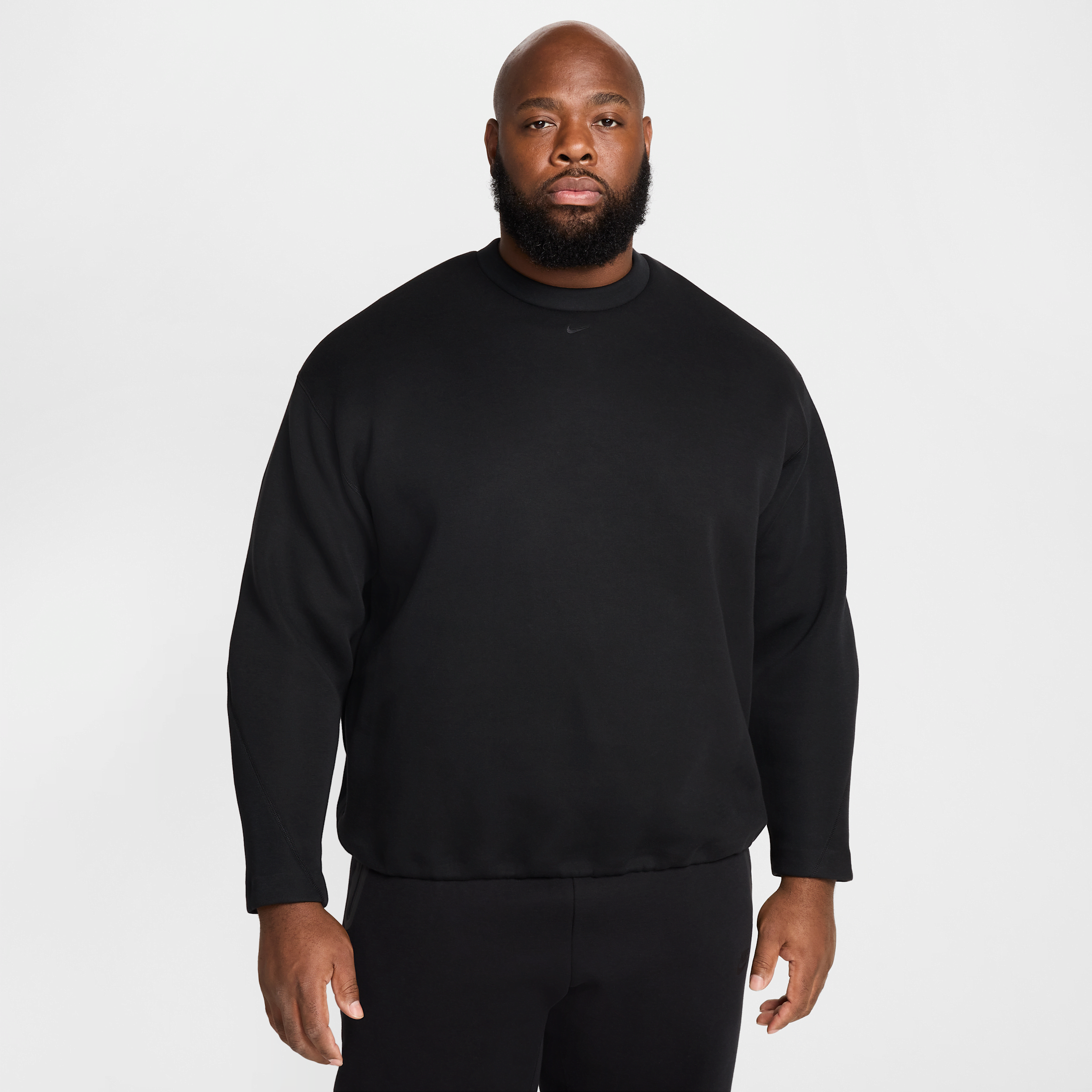 Nike Oversize Tech Fleece Sweatshirt In Black