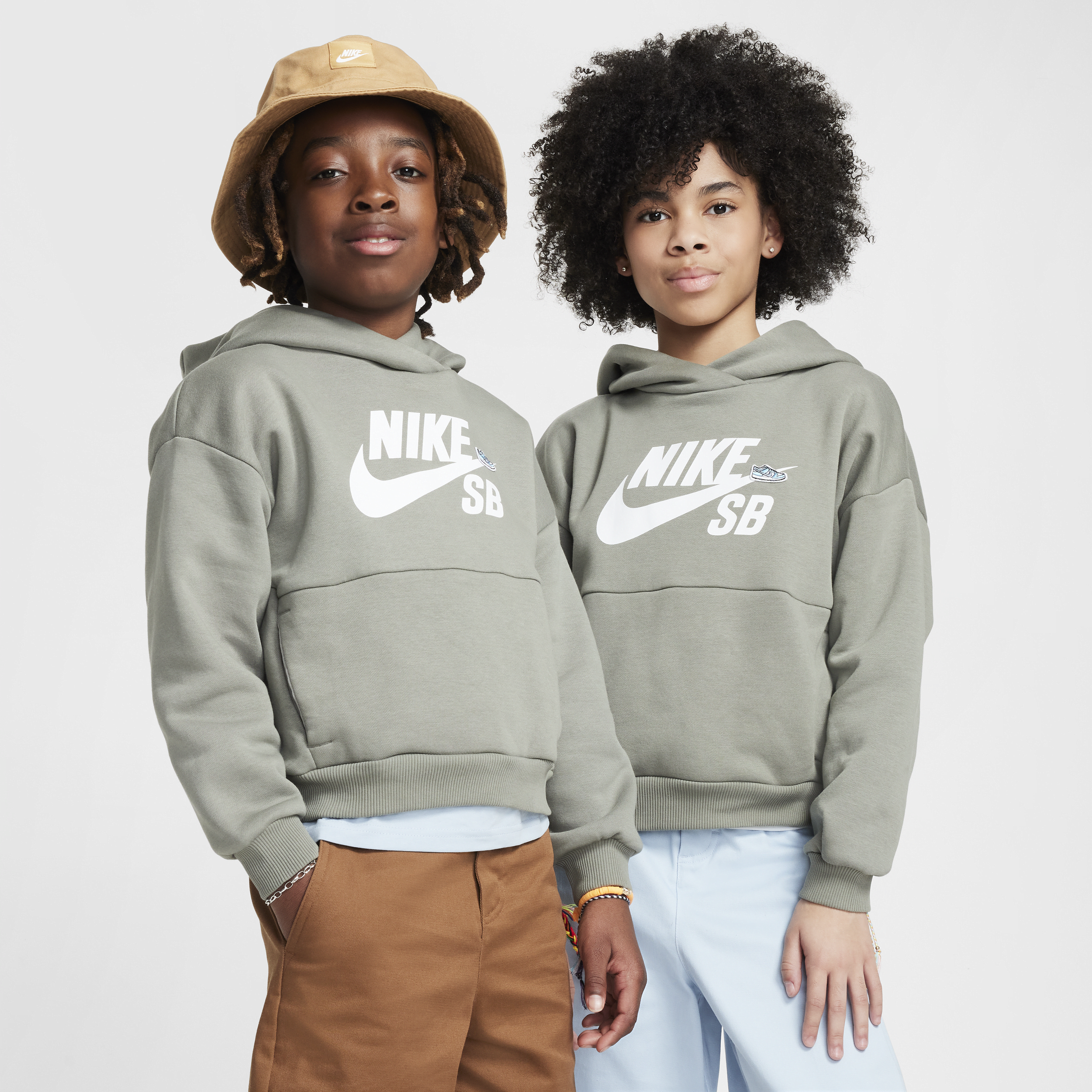 Nike Sb Icon Fleece Easyon Big Kids' Oversized Pullover Hoodie In Grey