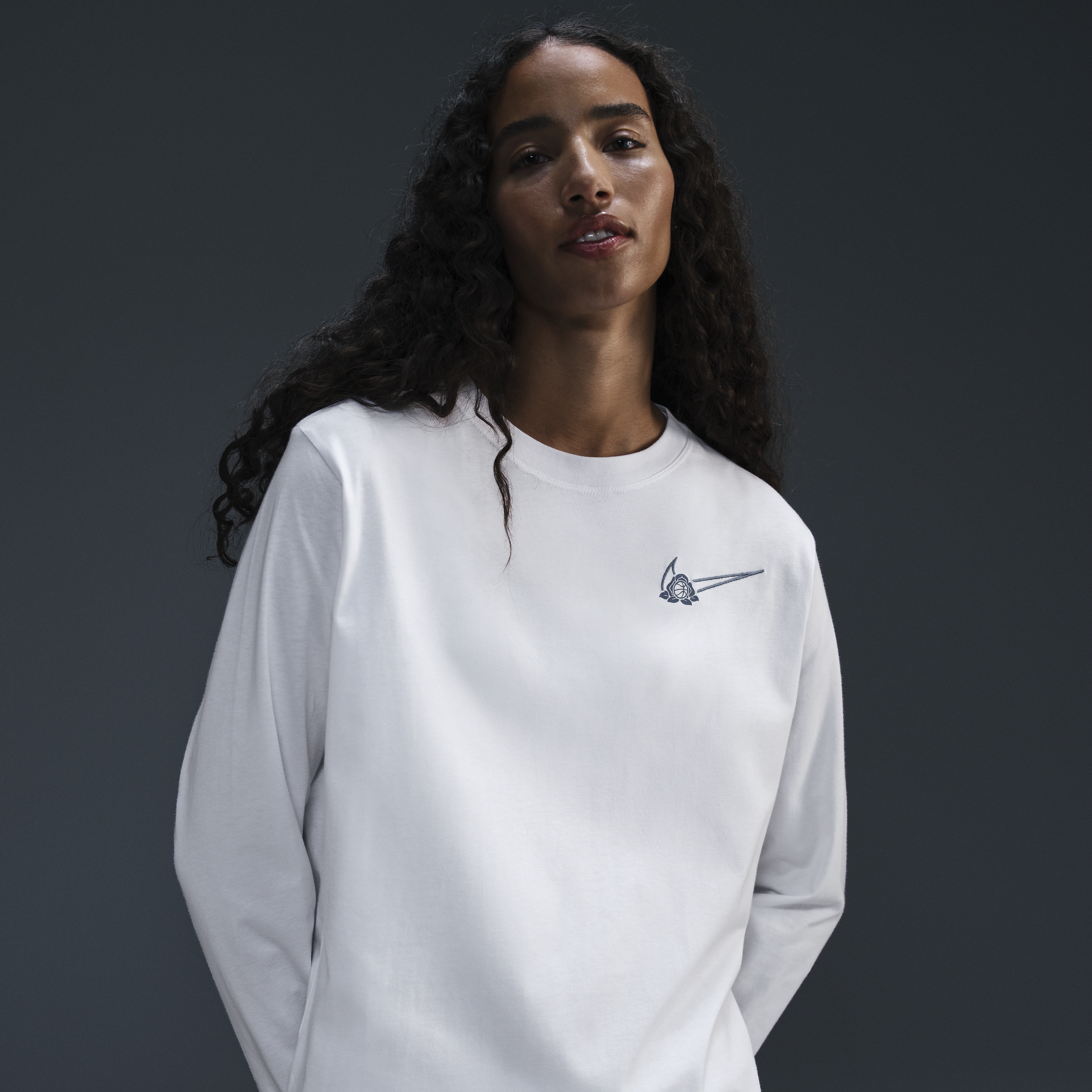 Nike Women's Long-sleeve Graphic Basketball T-shirt In White
