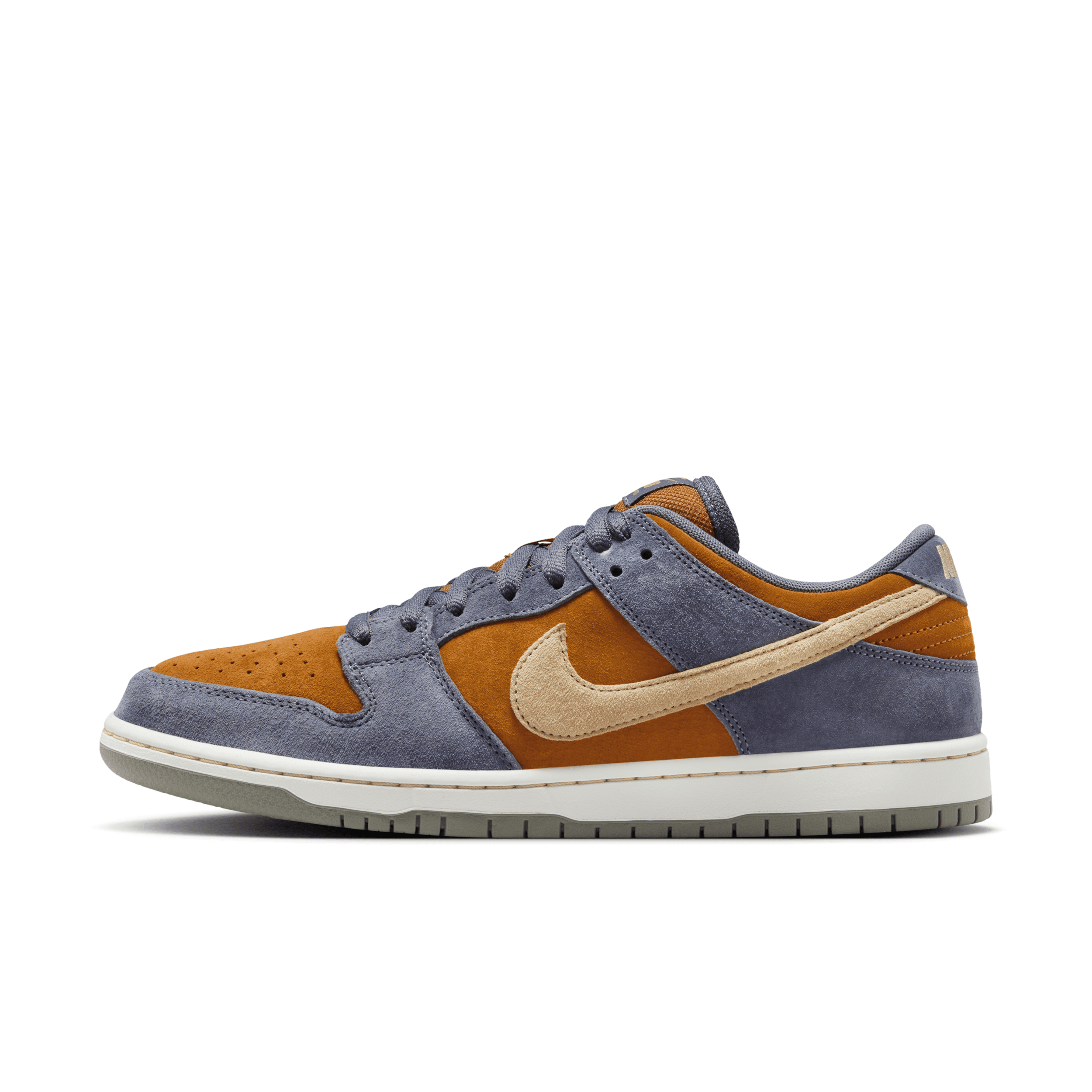 Nike Unisex Sb Dunk Low Pro Skate Shoes In Grey