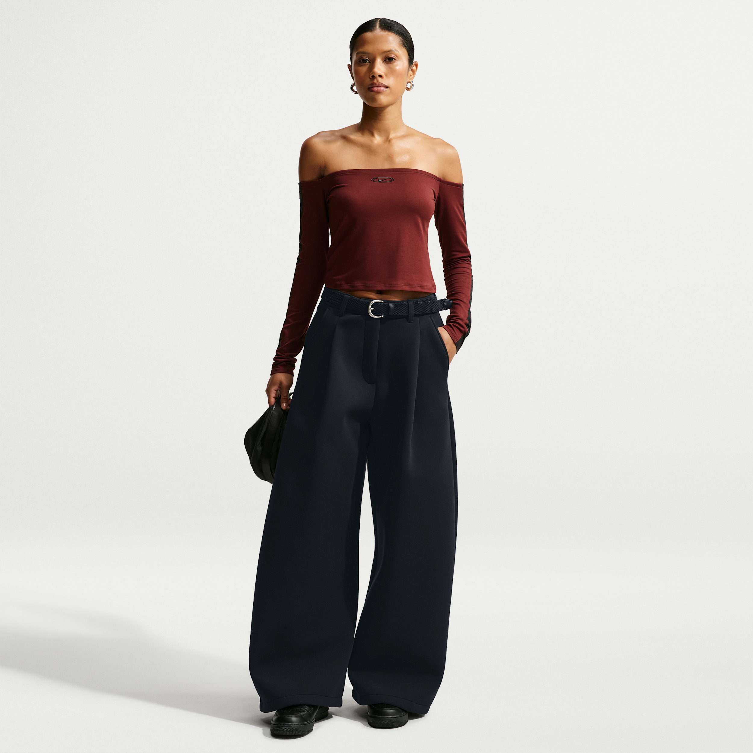 Nike Women's Article Fleece Oversized Mid-Rise Wide-Leg Pants in Black | IX7062-010