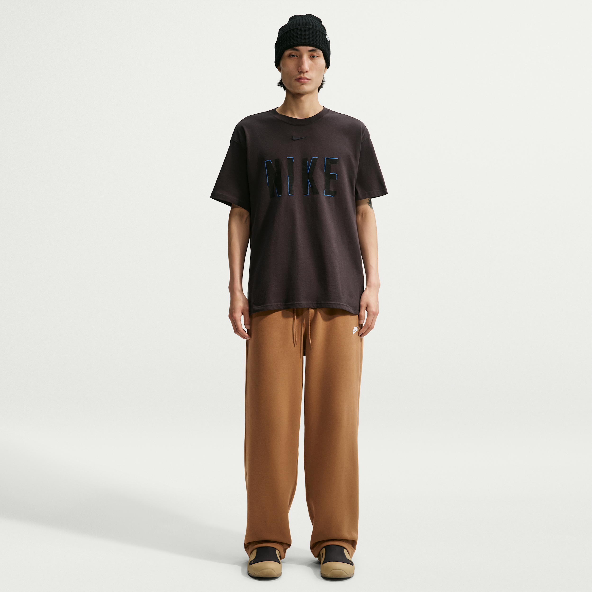 Men's Nike Sportswear Club Fleece Bungee Pants in Brown | IF0488-270