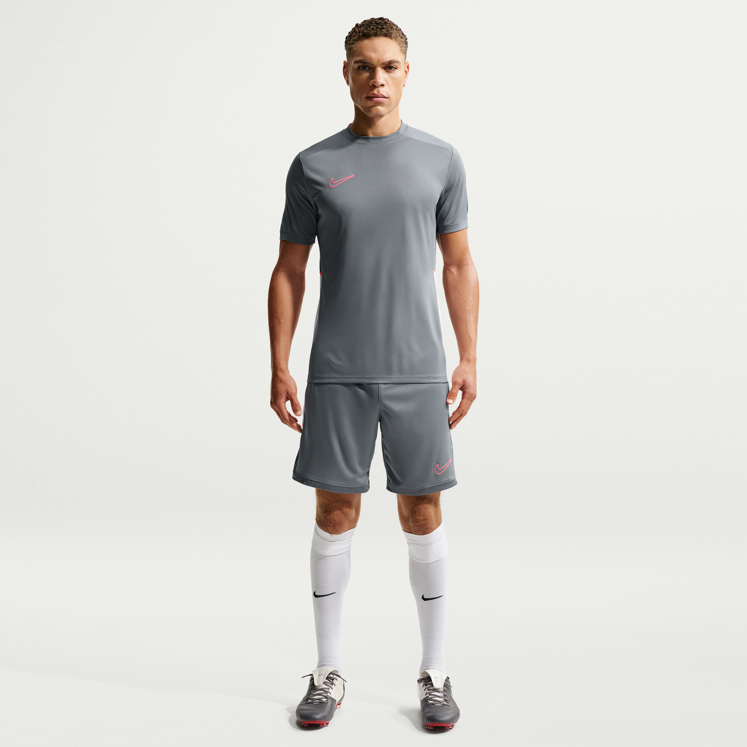 Nike Men's Academy Nike Men's Dri-FIT Soccer Shorts in Grey | IF1448-013